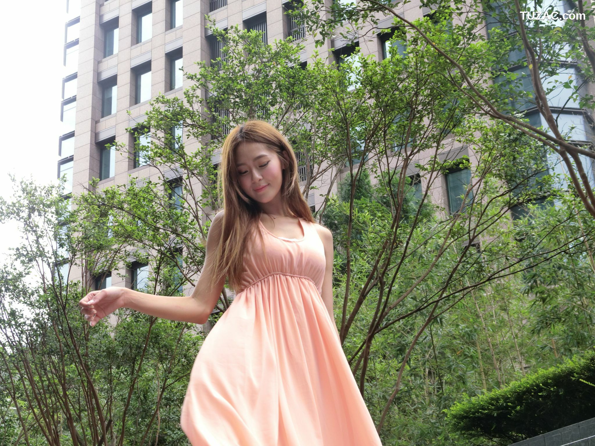 台湾正妹_台湾模特winnie小雪《信義商圈街拍》BEAUTYLEG番外篇 写真集
