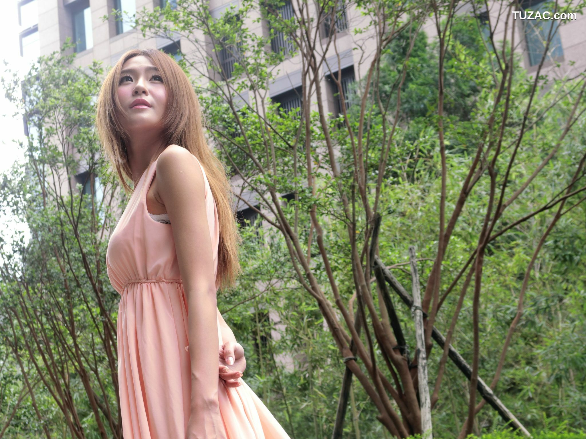 台湾正妹_台湾模特winnie小雪《信義商圈街拍》BEAUTYLEG番外篇 写真集