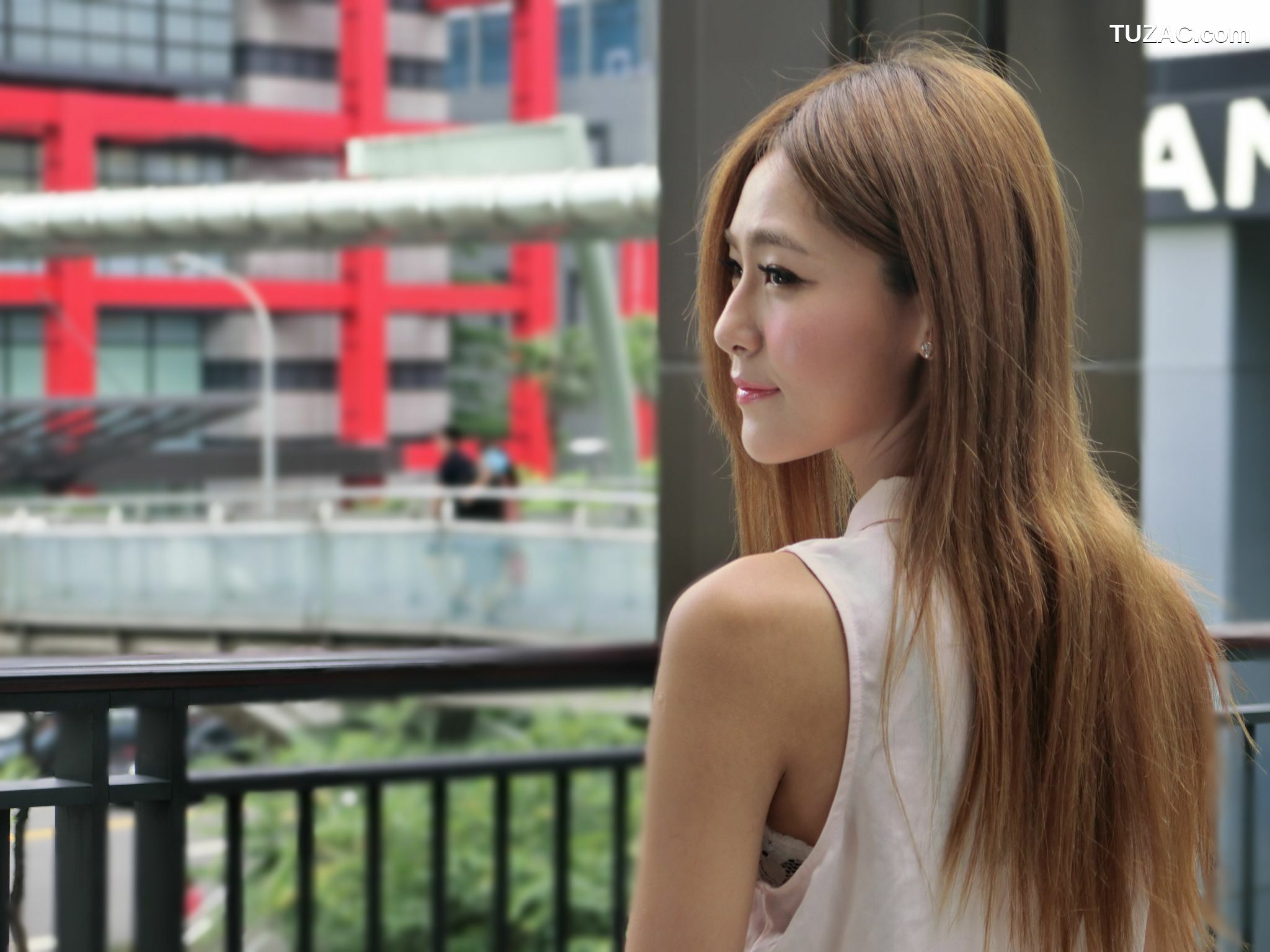 台湾正妹_台湾模特winnie小雪《信義商圈街拍》BEAUTYLEG番外篇 写真集