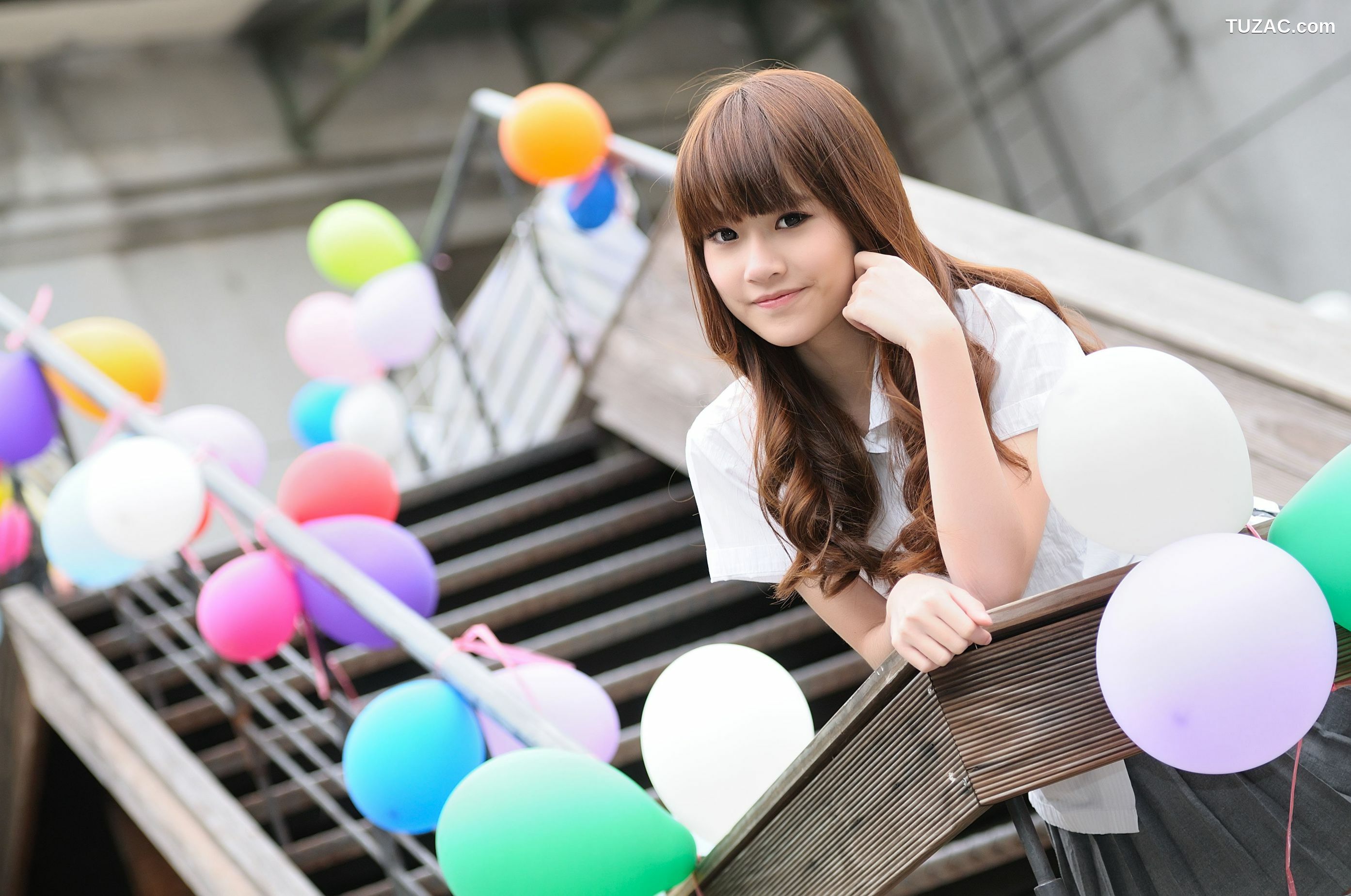 台湾正妹_台湾正妹Aries《清新甜美校服少女》写真集