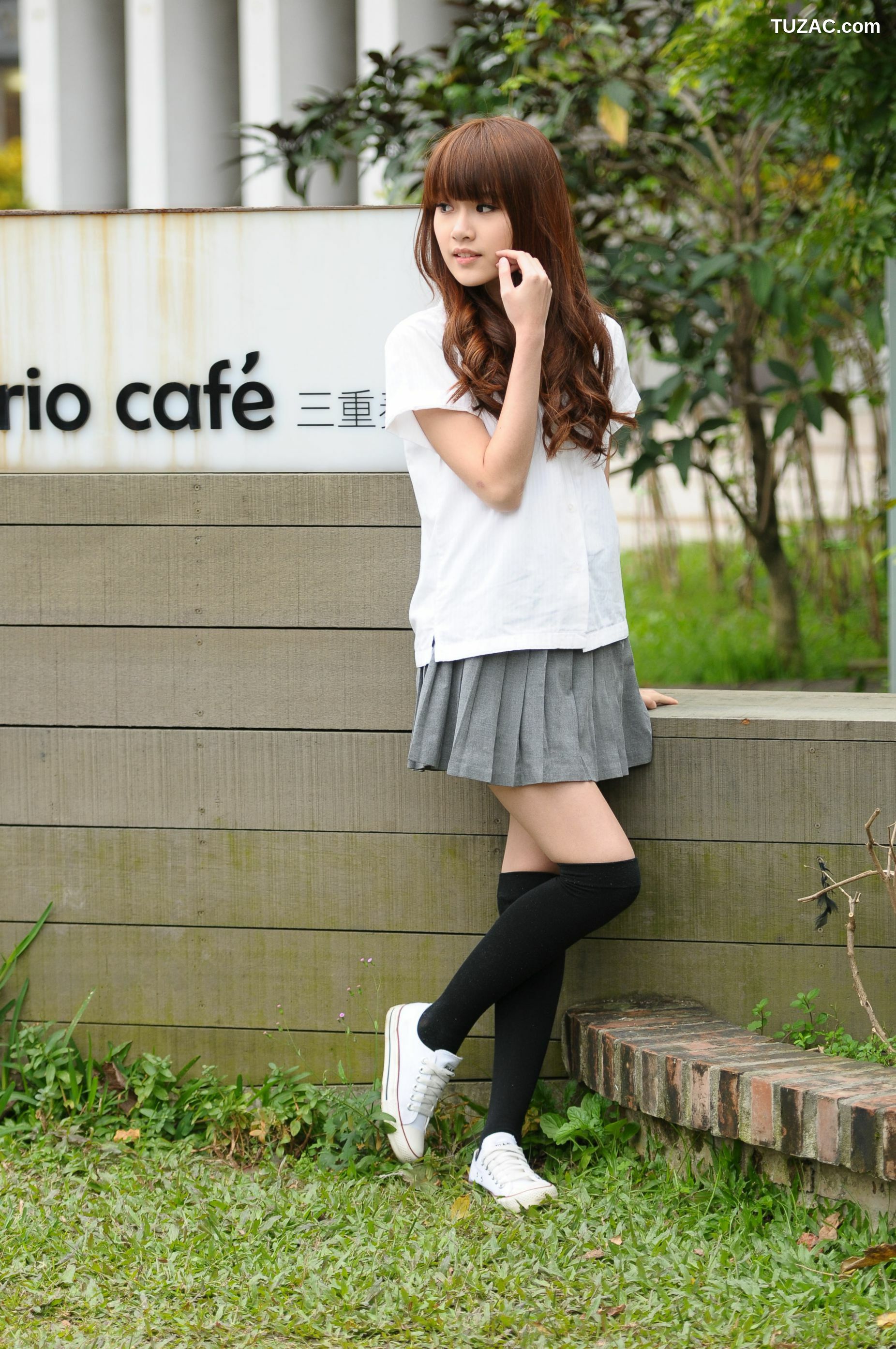 台湾正妹_台湾正妹Aries《清新甜美校服少女》写真集