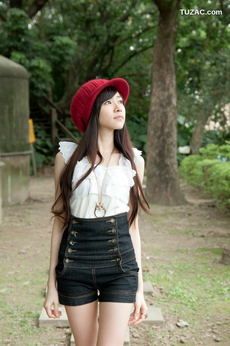 台湾正妹_台湾清纯正妹Mika《水博管街拍》写真集