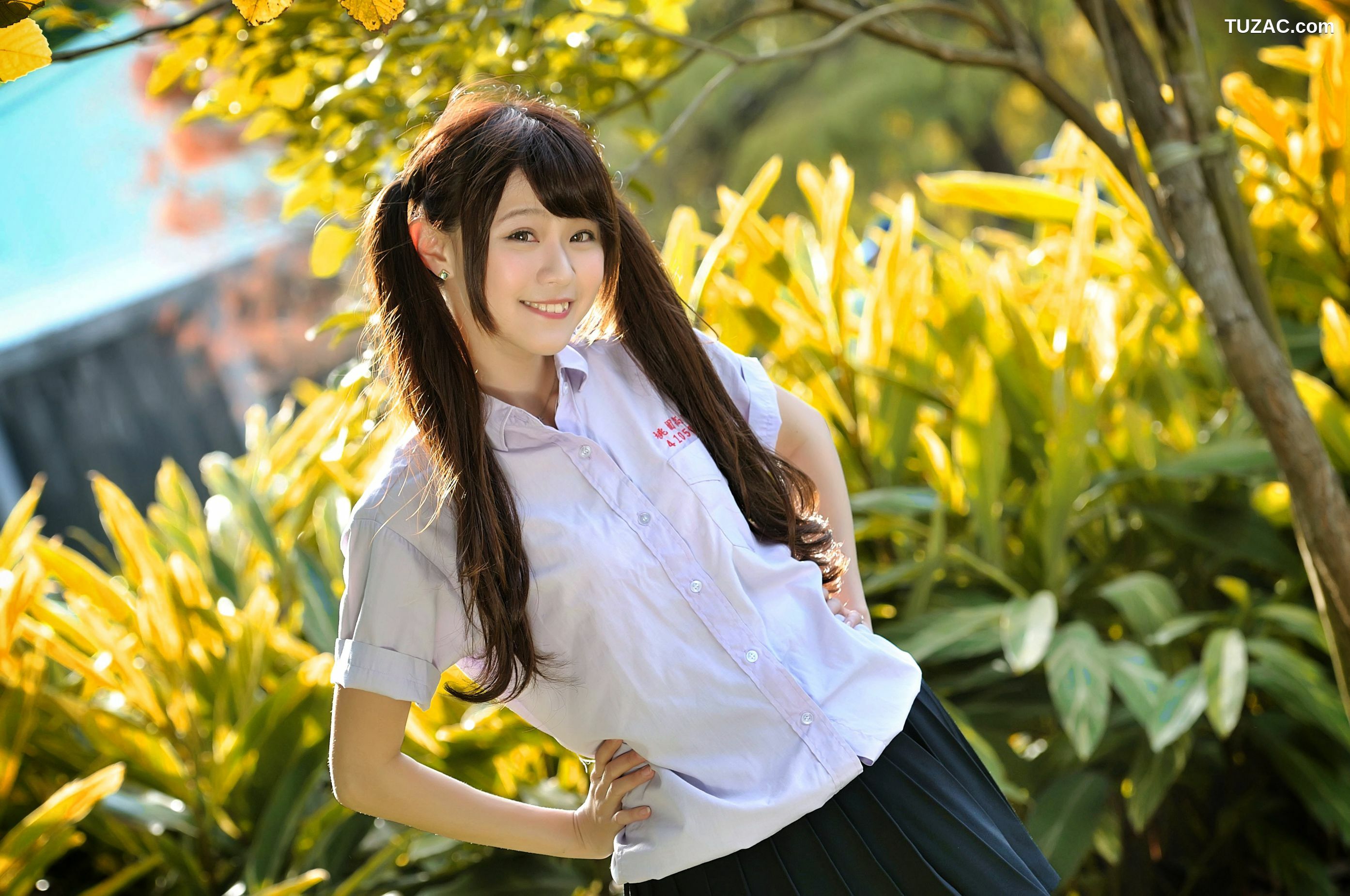 台湾正妹_台湾美女俞瑄White/邱俞瑄《校园外拍》写真集