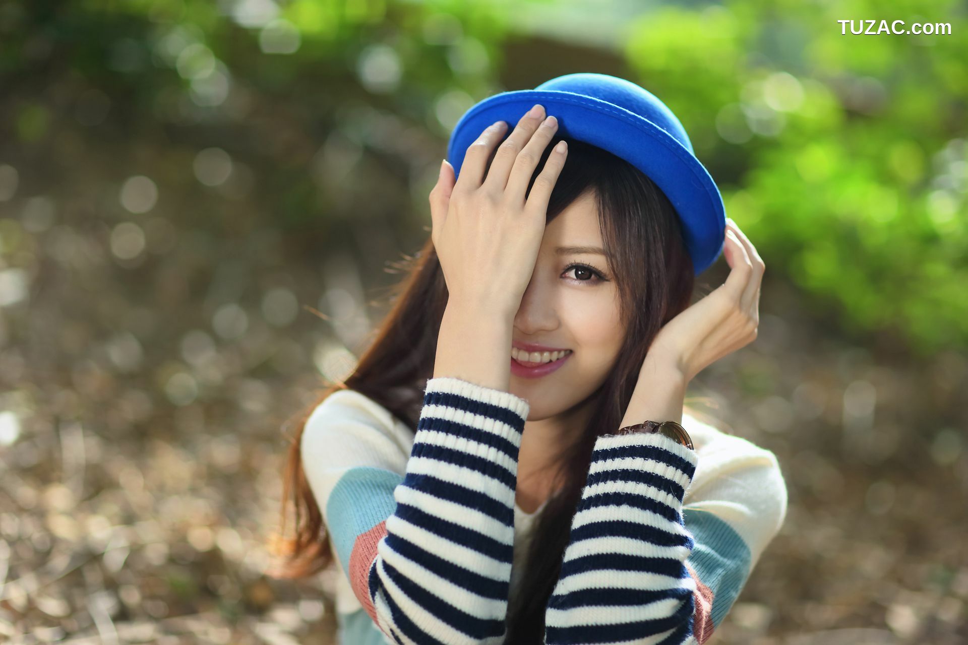 台湾正妹_台湾美女鐘幸村/梁以辰《雙溪公園外拍》写真集
