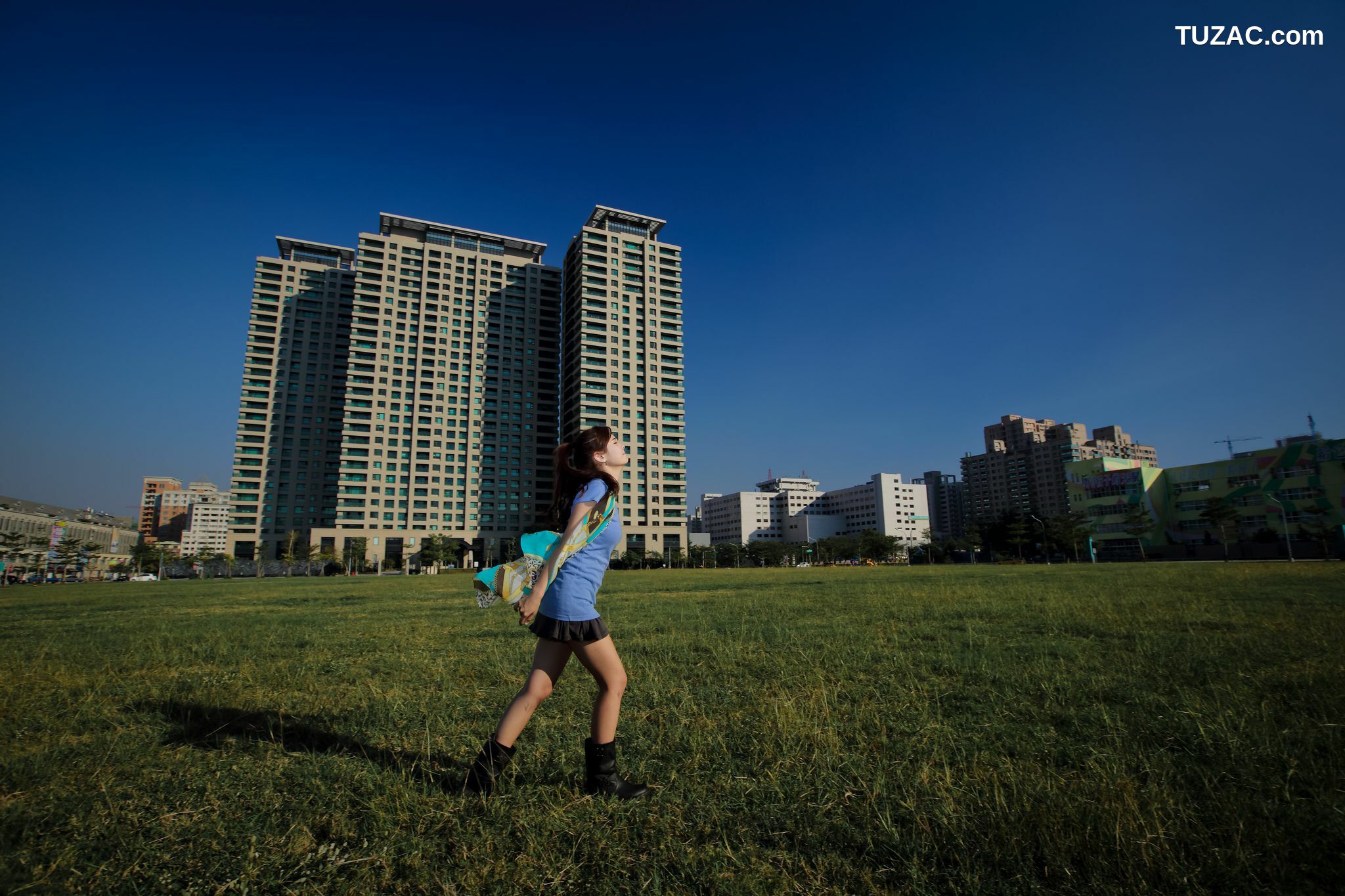 台湾正妹_台湾美女鲔鱼/徐玮吟《清新外拍图片》写真合集