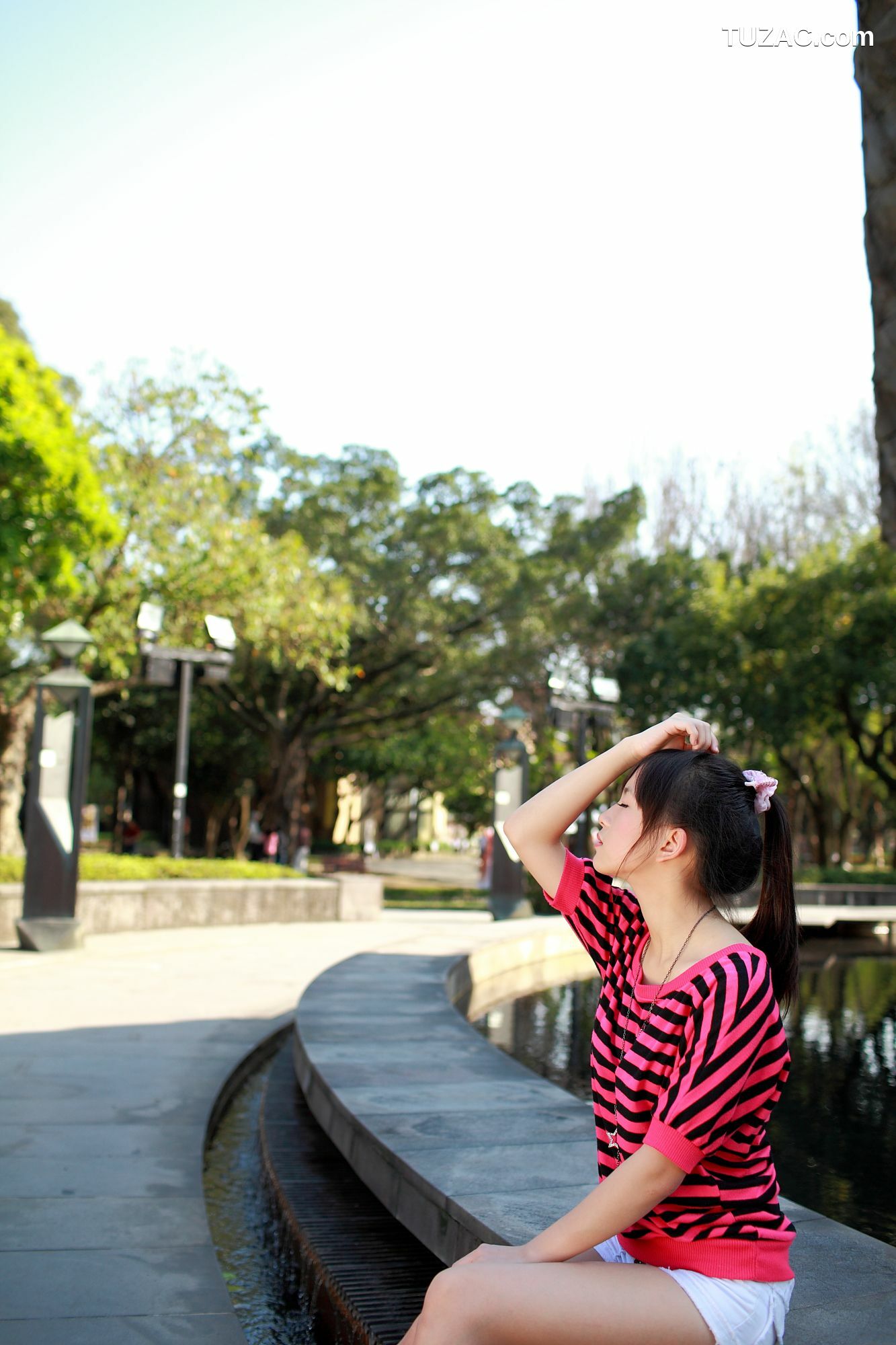 台湾正妹_台湾美少女小敬/虞成敬《4套小清新外拍图片》写真合集