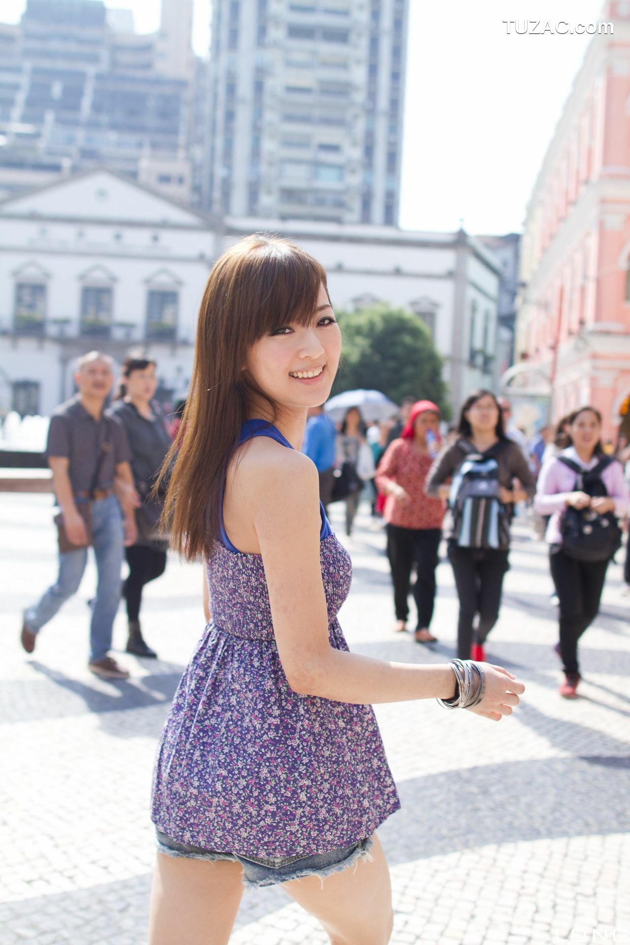 台湾正妹_张凯洁/Mikako《港澳之旅》之街拍系列 写真集