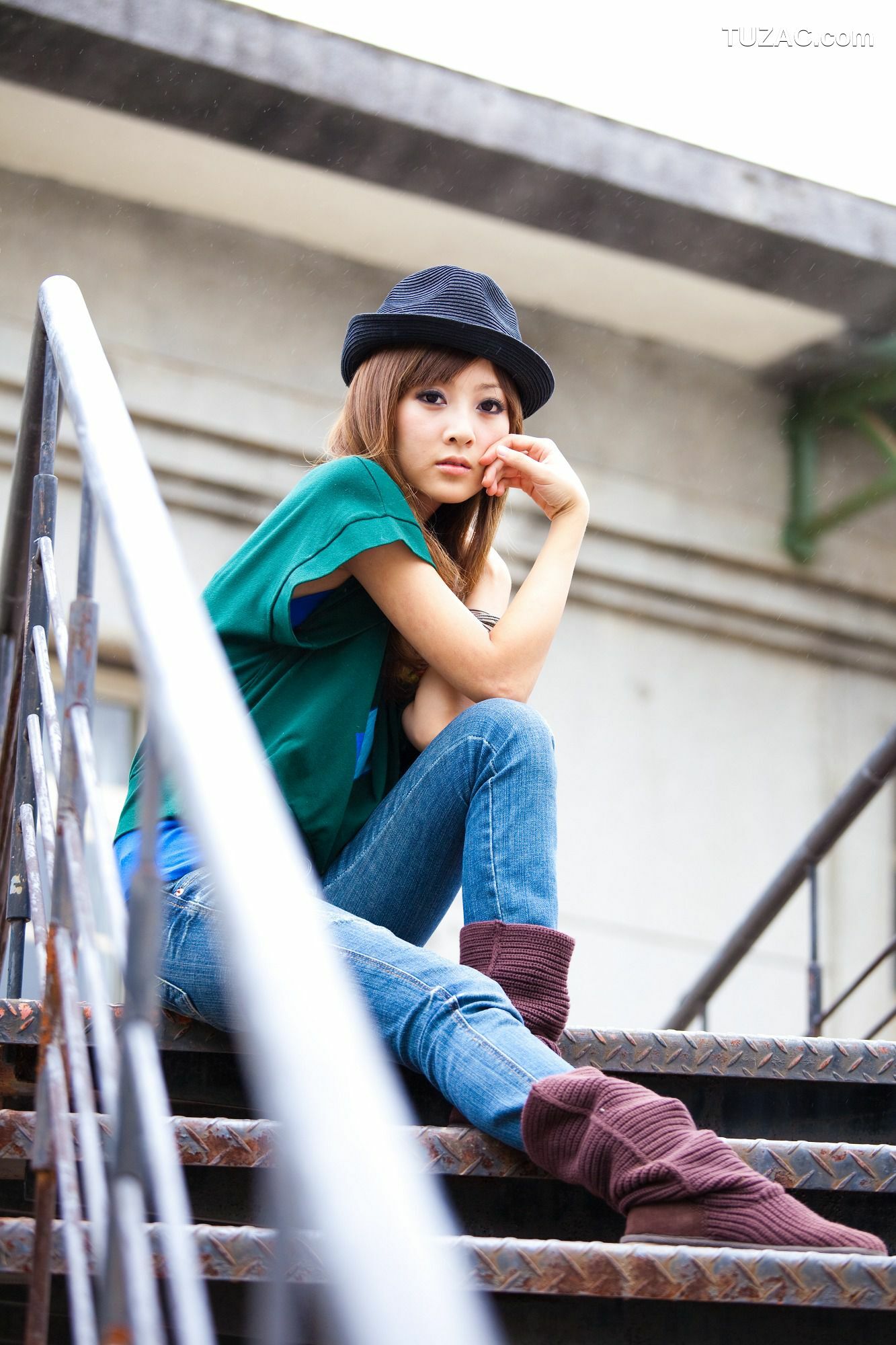 台湾正妹_果子MM/Mikako《華山藝文中心外拍》写真集