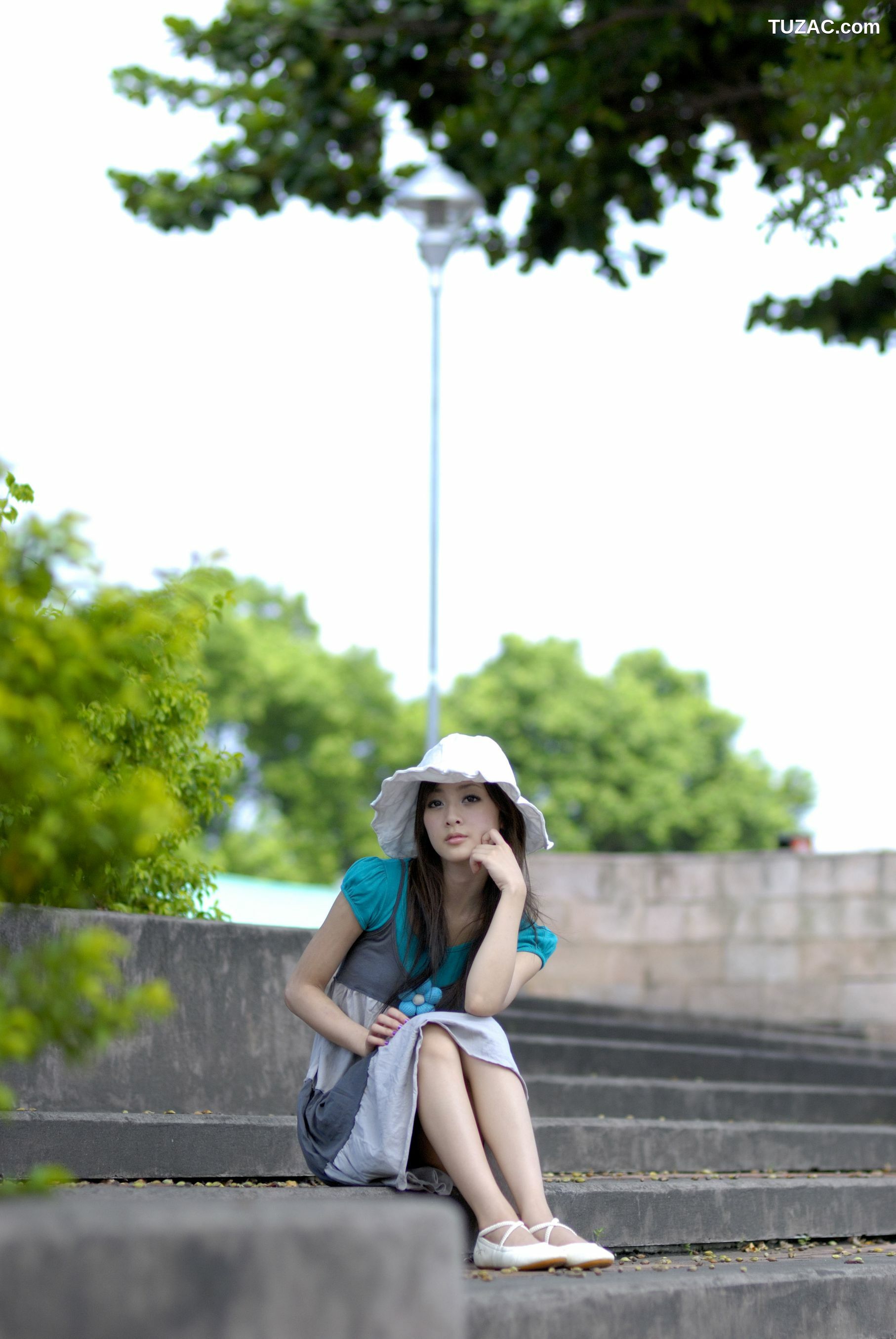 台湾正妹_果子MM/张允霏《Lovely 果子 Fruit with Barbie Attire》写真集