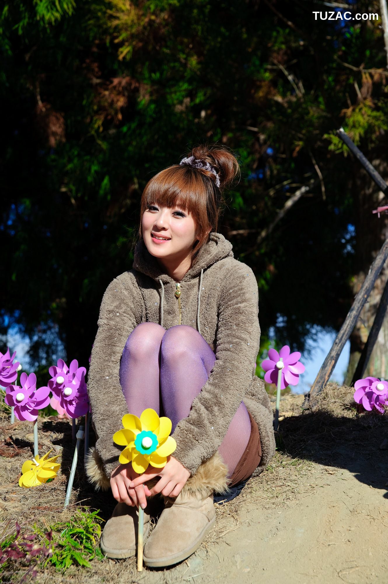 台湾正妹_果子MM/张允霏《果子遊清境》写真集