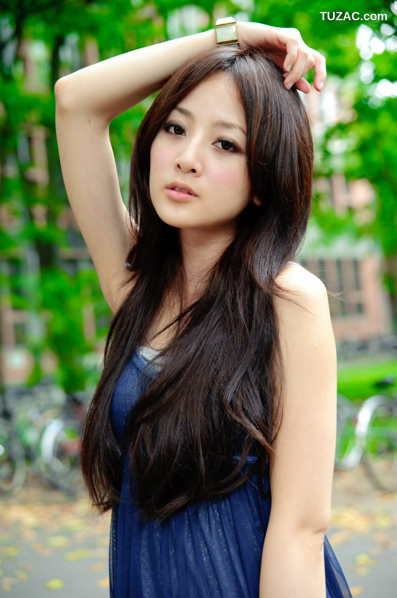 台湾正妹_果子MM/张凯洁《台大外拍》 第9部 写真集