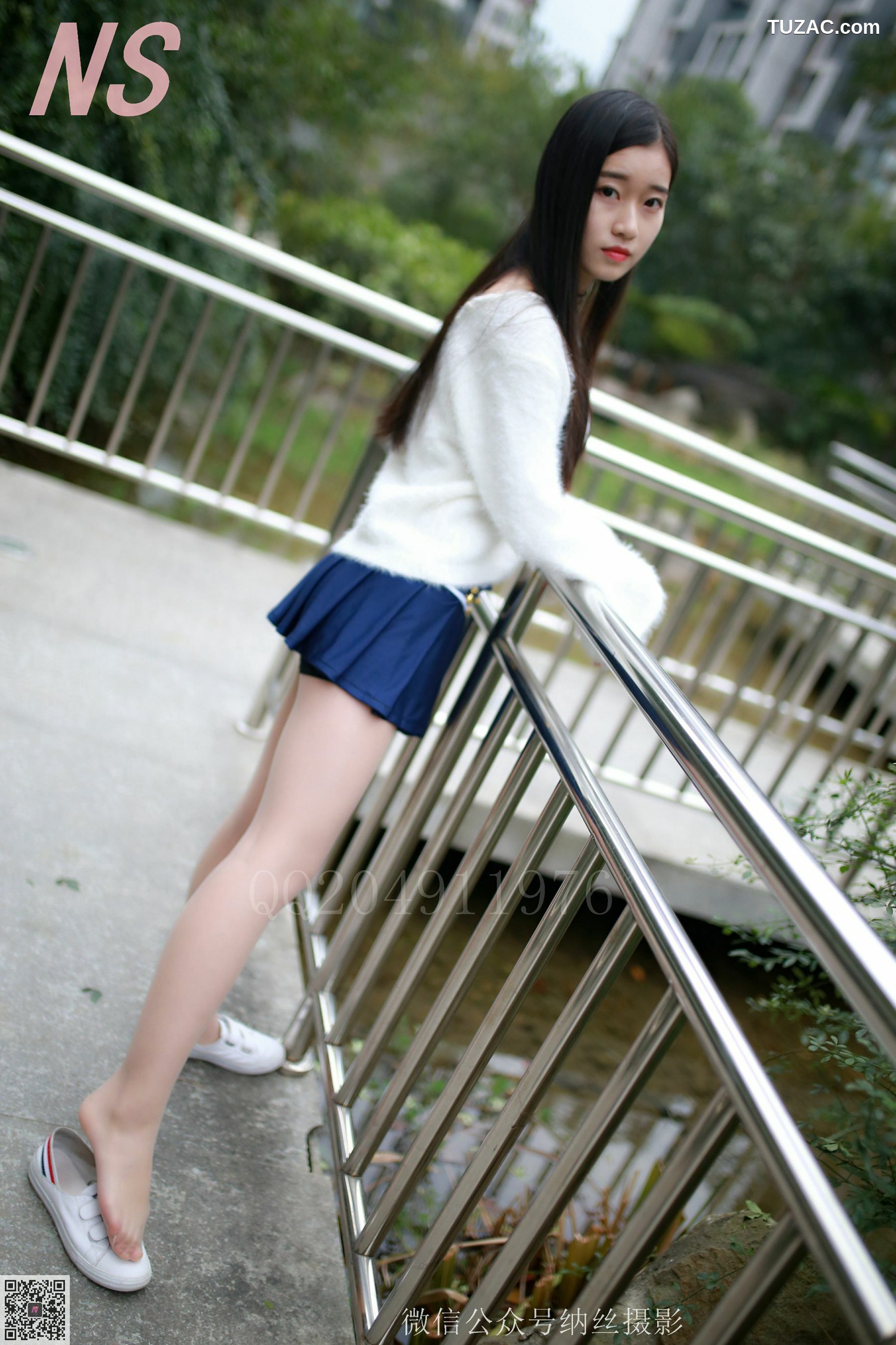 纳丝摄影_珊珊《超短裙美腿肉丝》 NO.097 写真集[94P]
