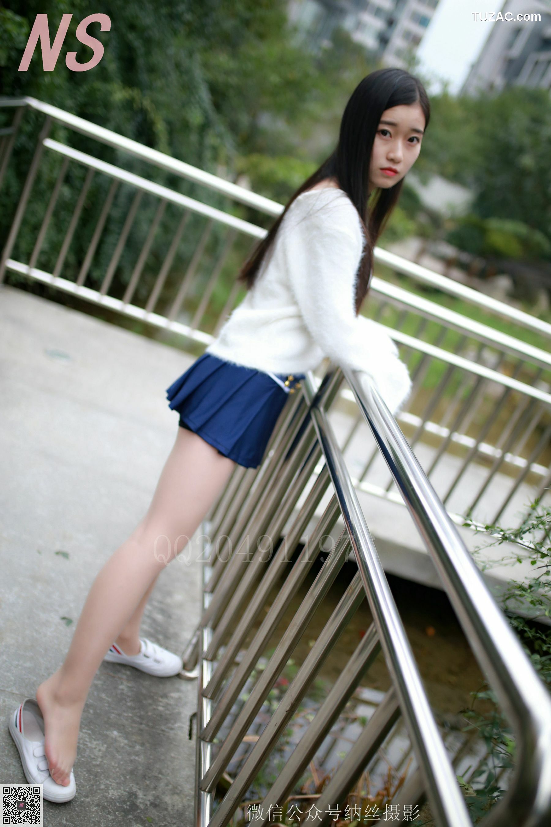 纳丝摄影_珊珊《超短裙美腿肉丝》 NO.097 写真集[94P]