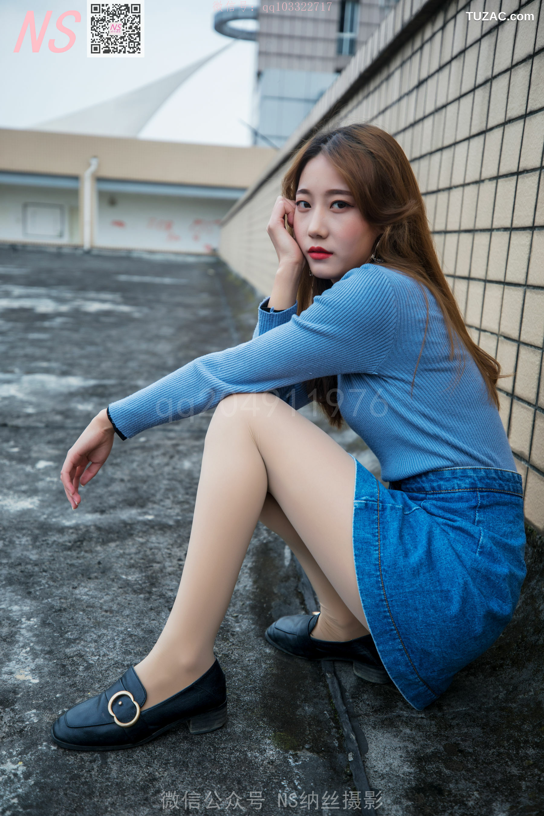 纳丝摄影_舒怡《女神天台肉色丝袜》 写真集[99P]