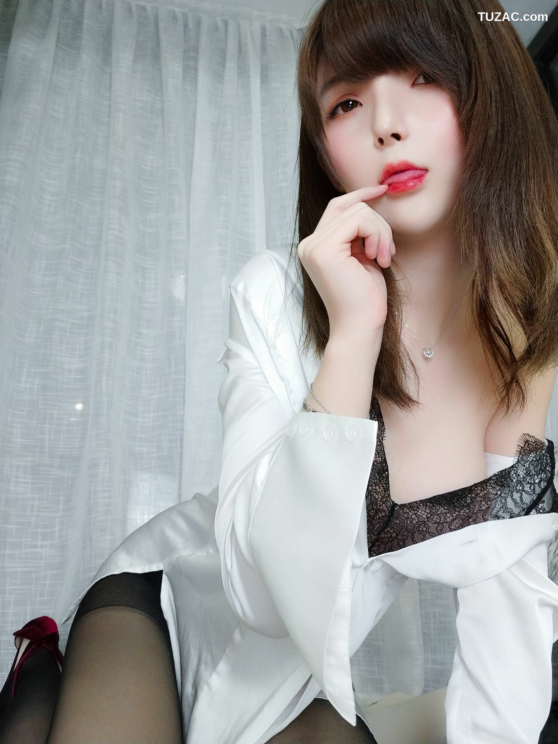 网络美女_ 一小央泽 《约会女友》 写真集[83P]