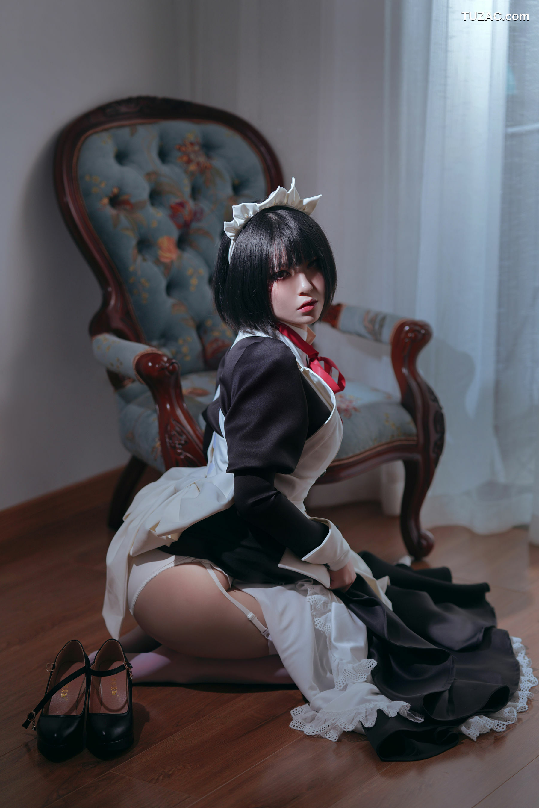 网络美女_ 半半子 《 嫌パン メイド》 写真集[52P]