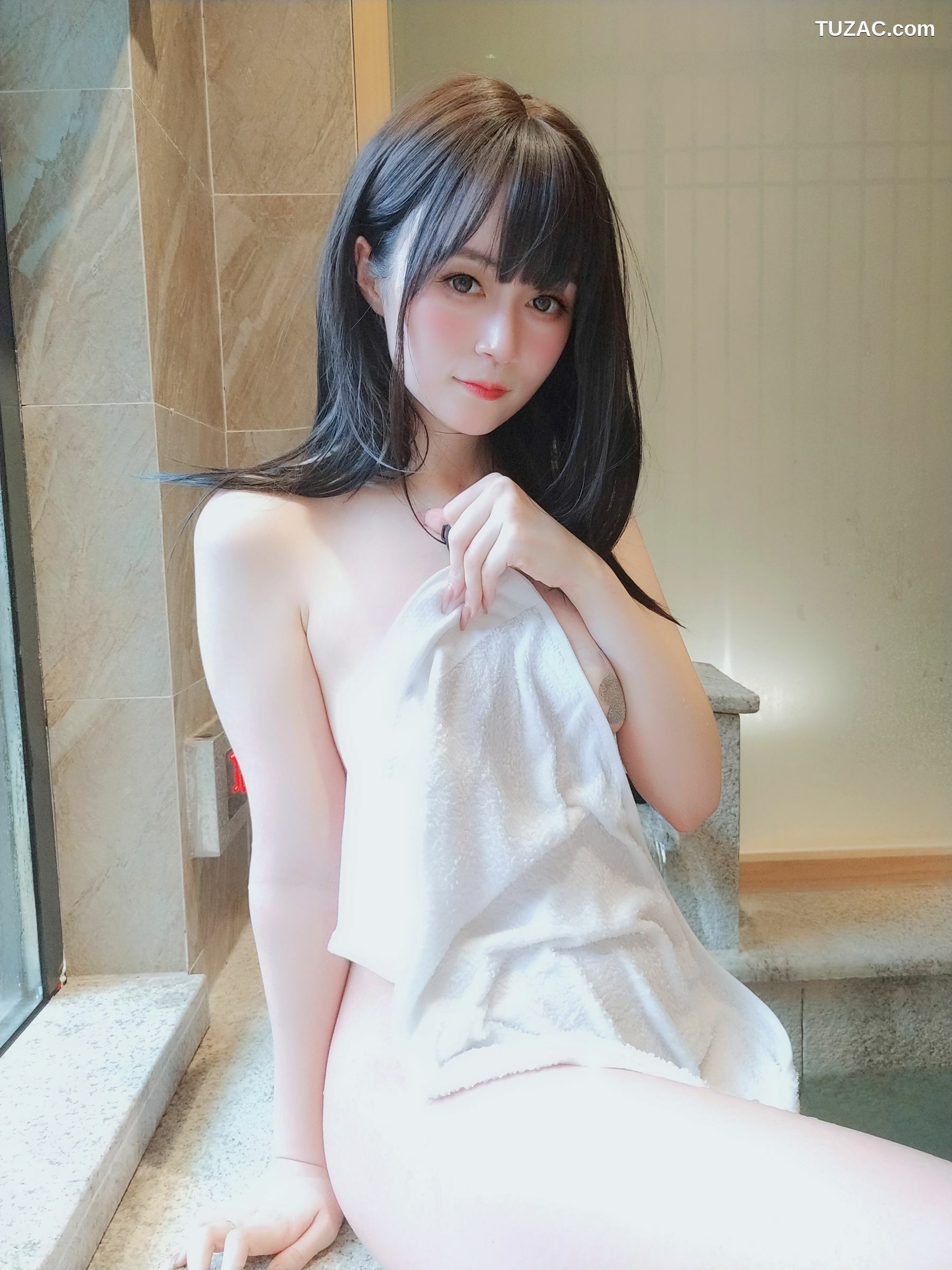 网络美女_ 小姐姐白银 - 女场浴池(下)[59P]