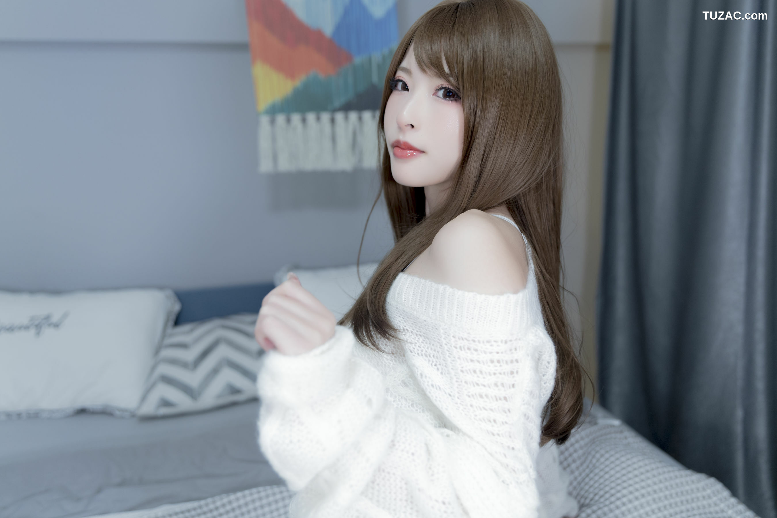 网络美女_ 尤物清水由乃 - 黑丝毛衣[42P]