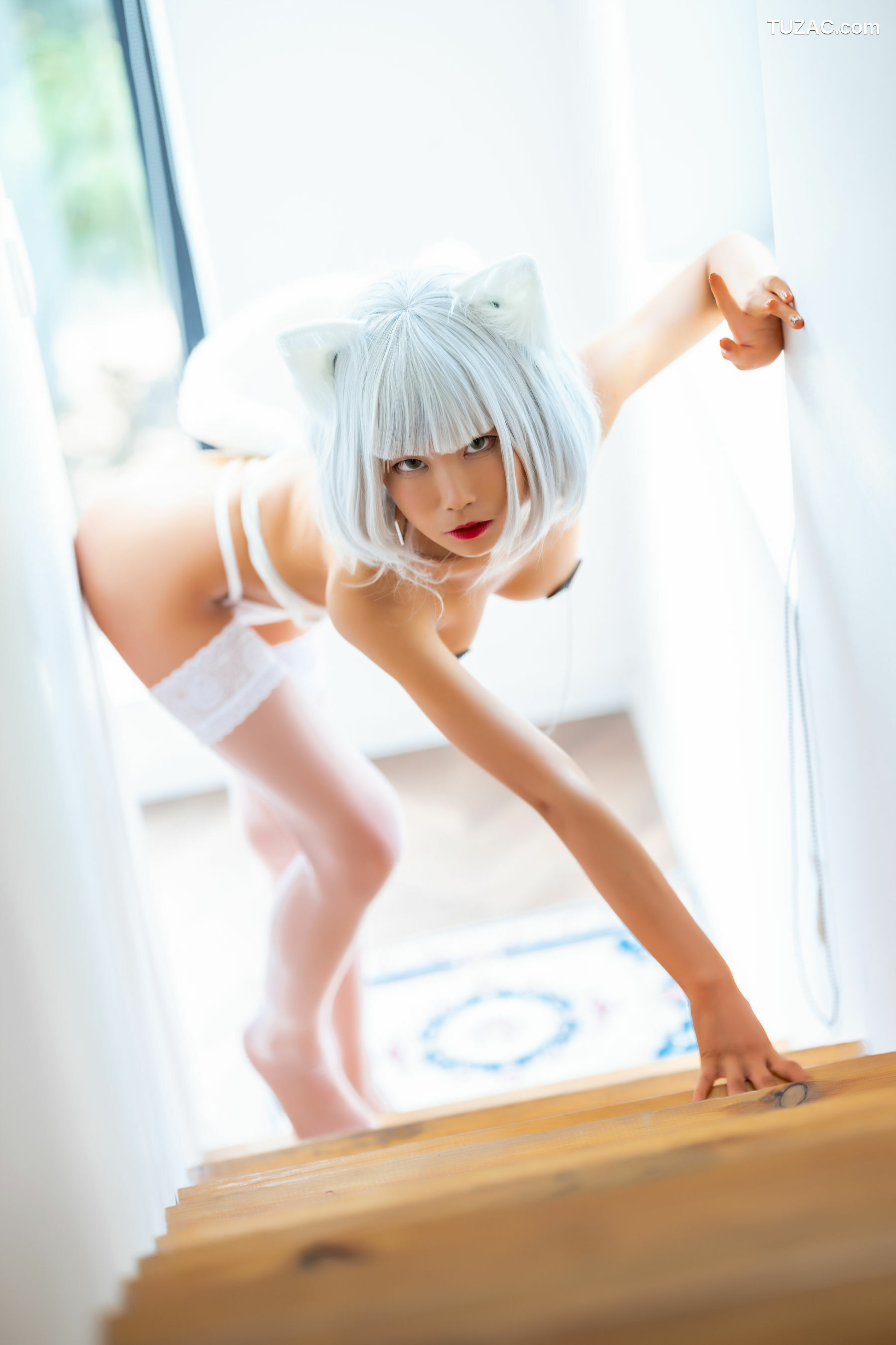 网络美女_ 水淼aqua 《白猫》 写真集[52P]