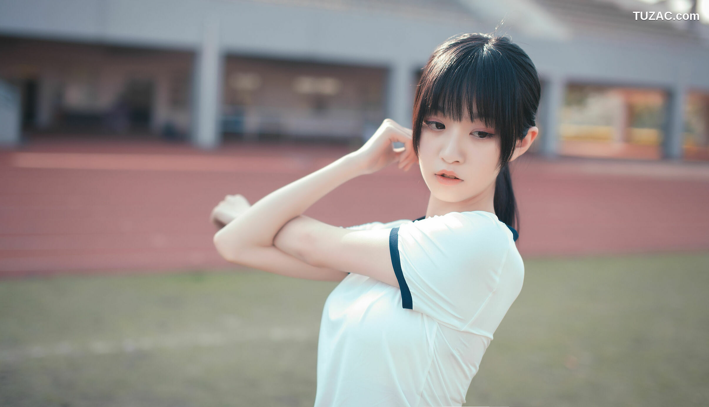 网络美女_ 沧霁桔梗 - 黑丝体操服[53P]