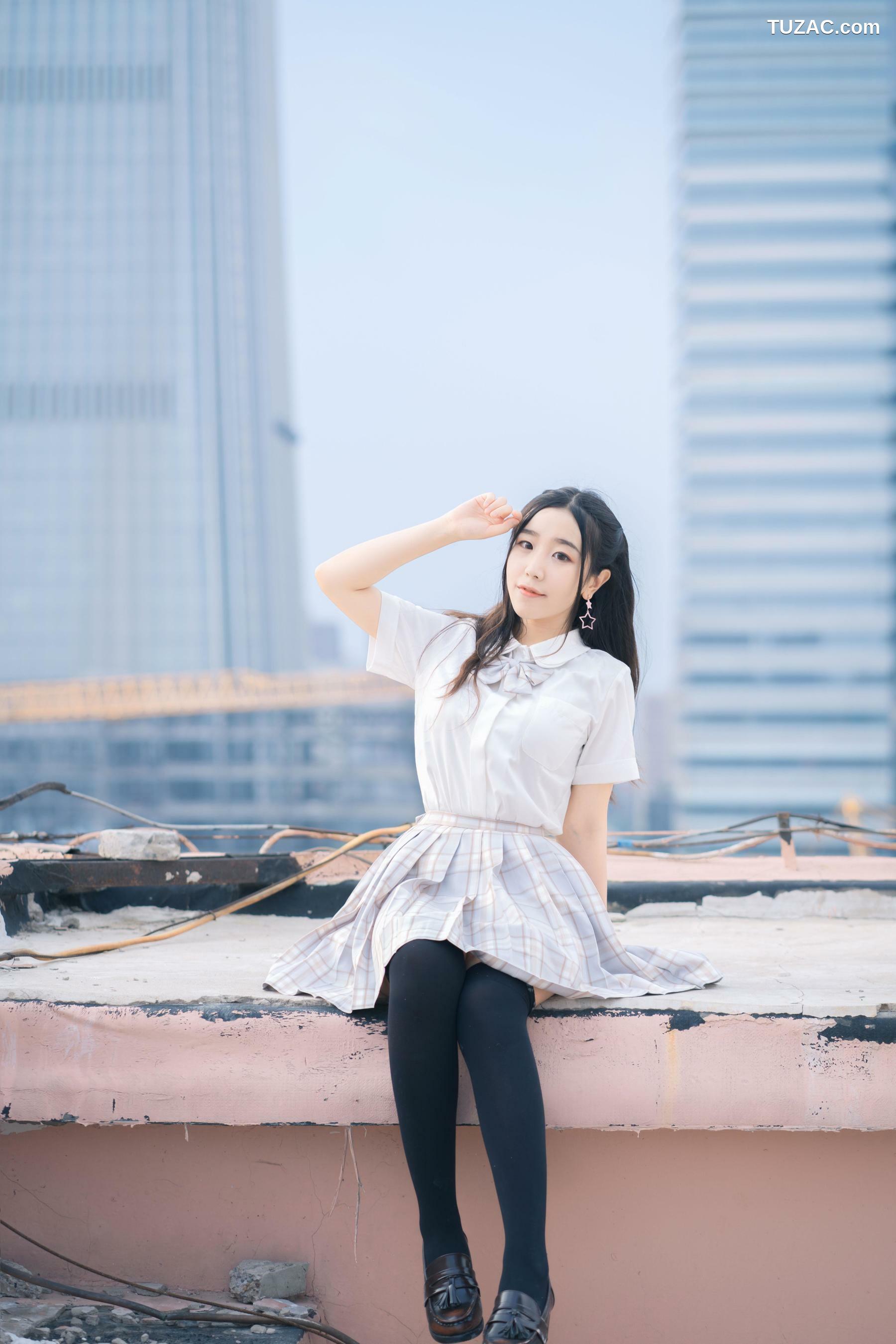 网络美女_ 穆零Mu0 - 天台jk[21P]