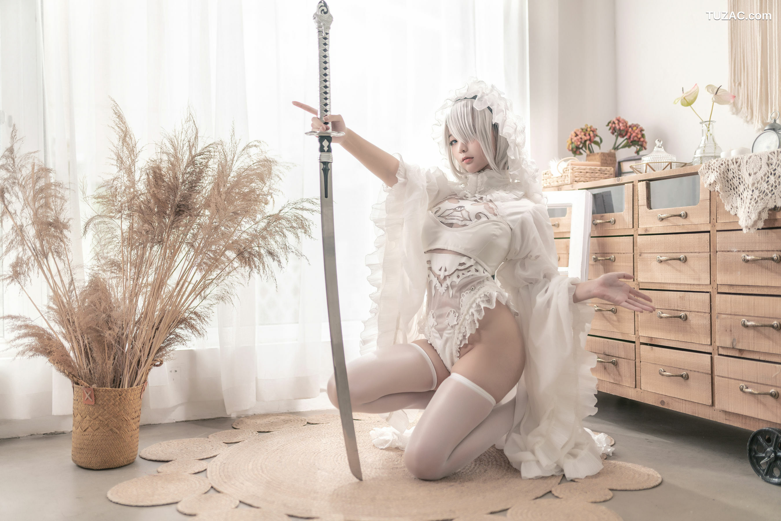 网络美女_ 蠢沫沫 - 尼尔纪元 白花嫁 写真套图[20P]