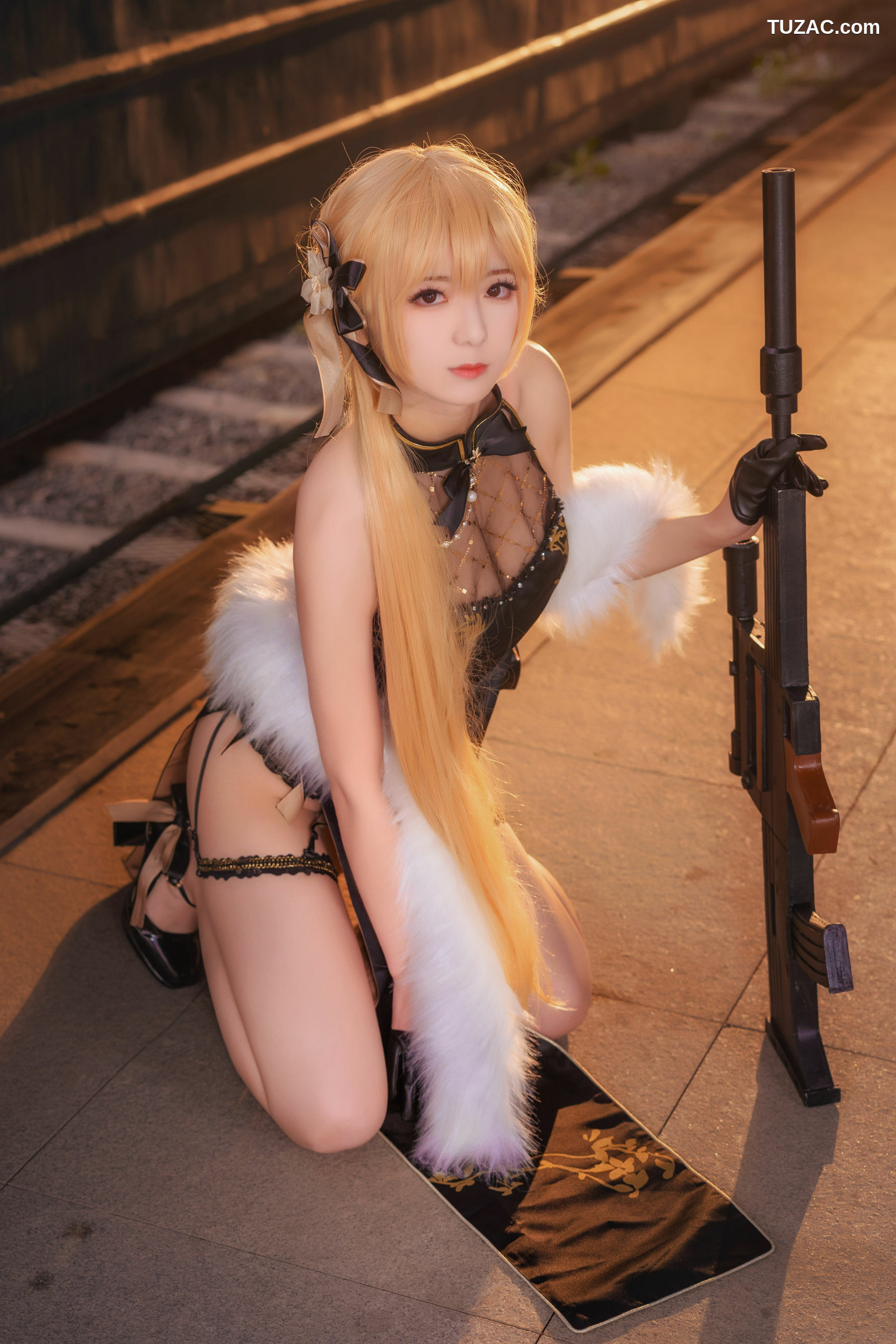 网络美女_Coser弥音音ww 《紫雨心》 写真集