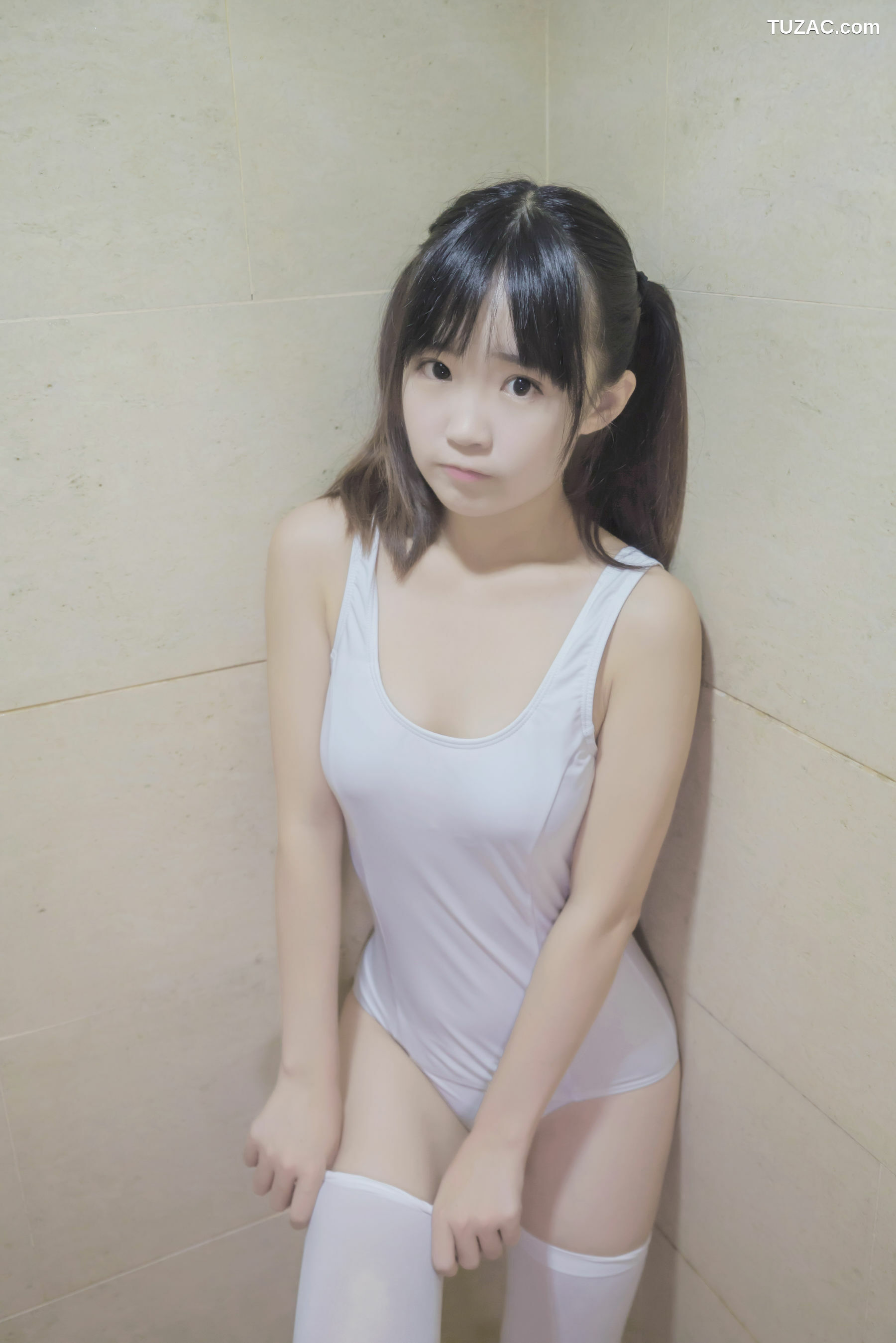 网络美女_Coser御子Yumiko 《白色死库水》 写真集