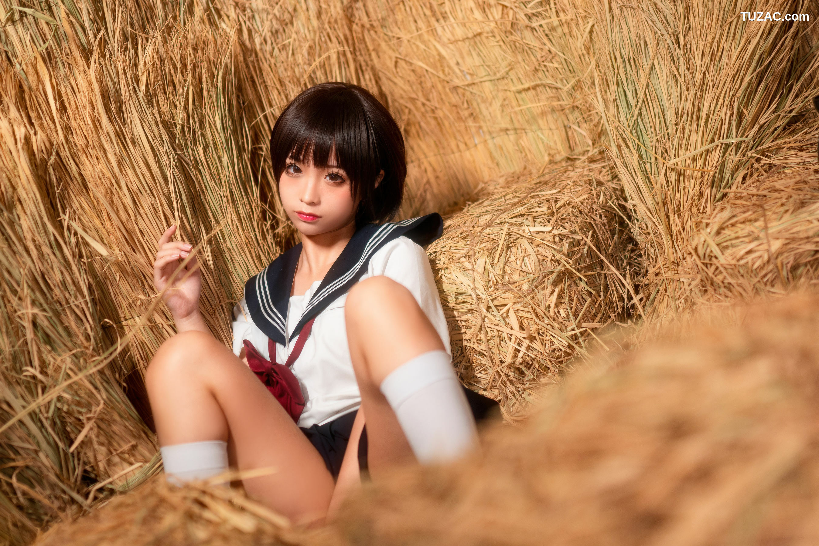 网络美女_蠢沫沫 《稻草里的少女》 写真集