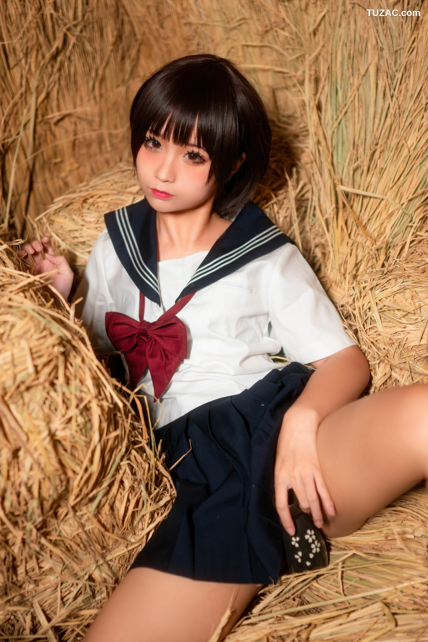 网络美女_蠢沫沫 《稻草里的少女》 写真集