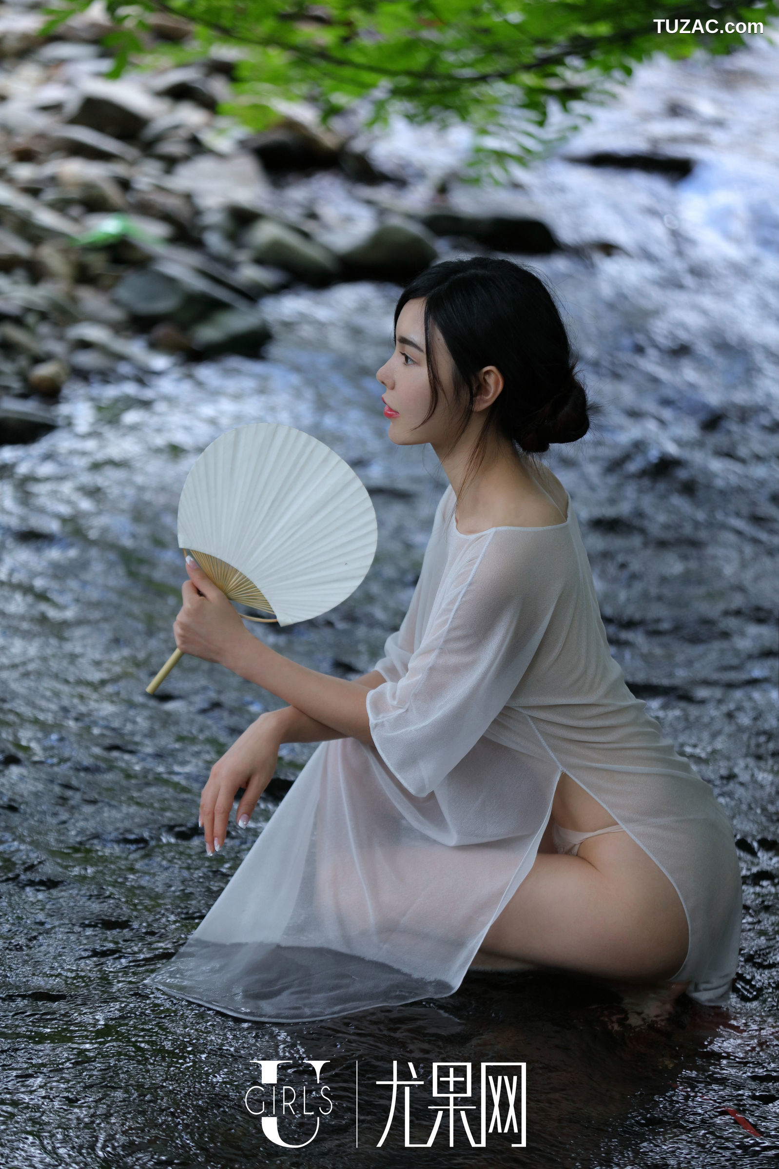 UGirls尤果网-T020-沈佳熹-颜爱泽-于思琪-《合家欢》