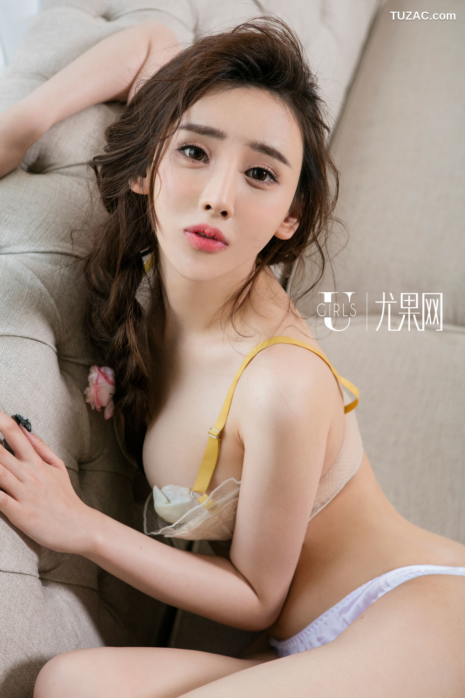 UGirls尤果网-U171-于思琪-《H20氢氧美人的滋润》-2016.04.21