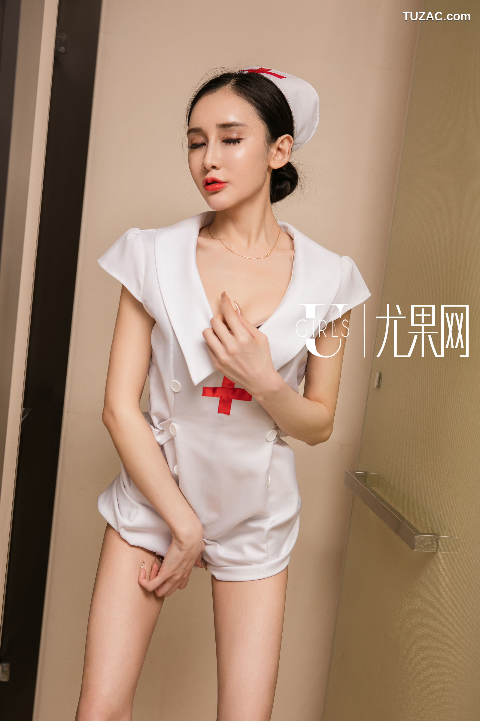 UGirls尤果网-U184-阿依努尔瓦娅-《骨感少数民族美女》-2016.06.16