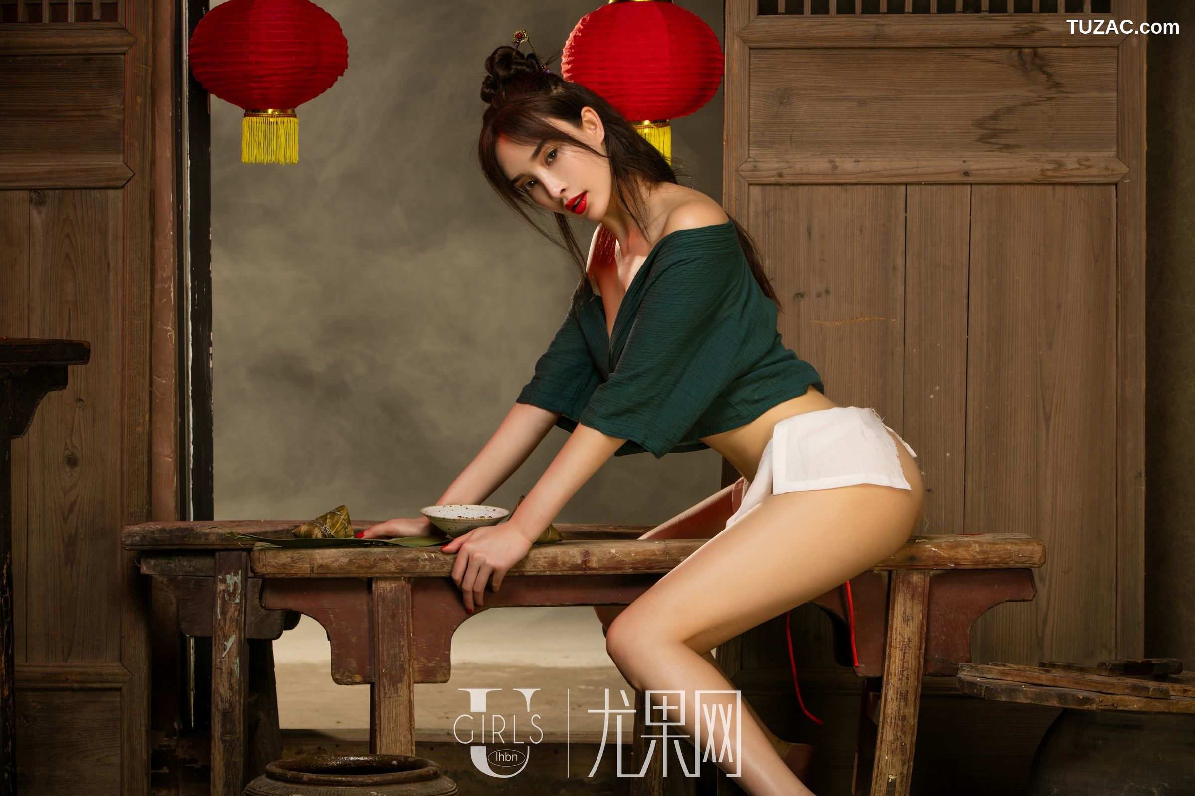 UGirls尤果网-U275-周妍希-《何不放粽》-2017.05.27