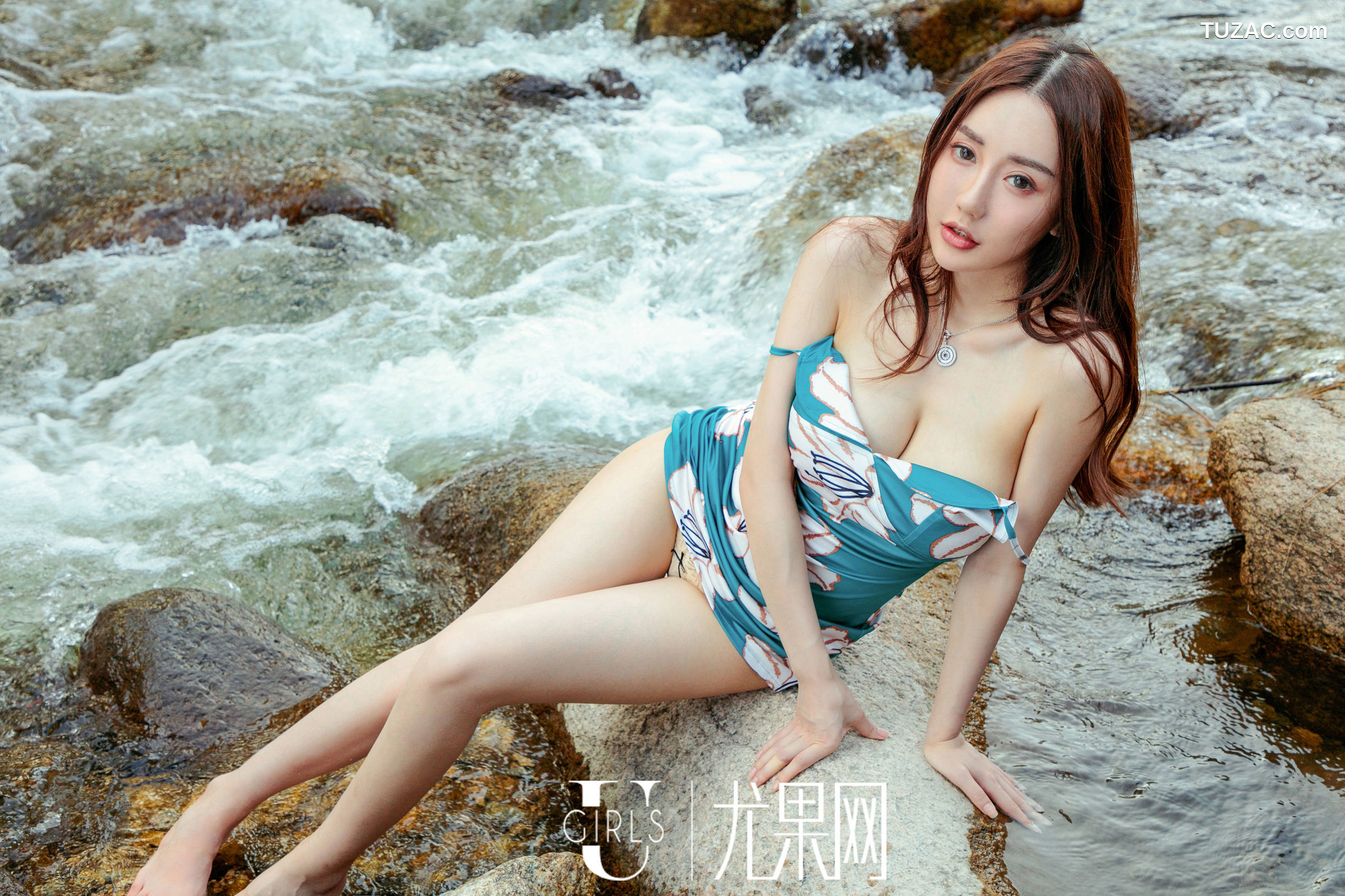 UGirls尤果网-U392-王翊涵-《美人戏水》-2018.08.22