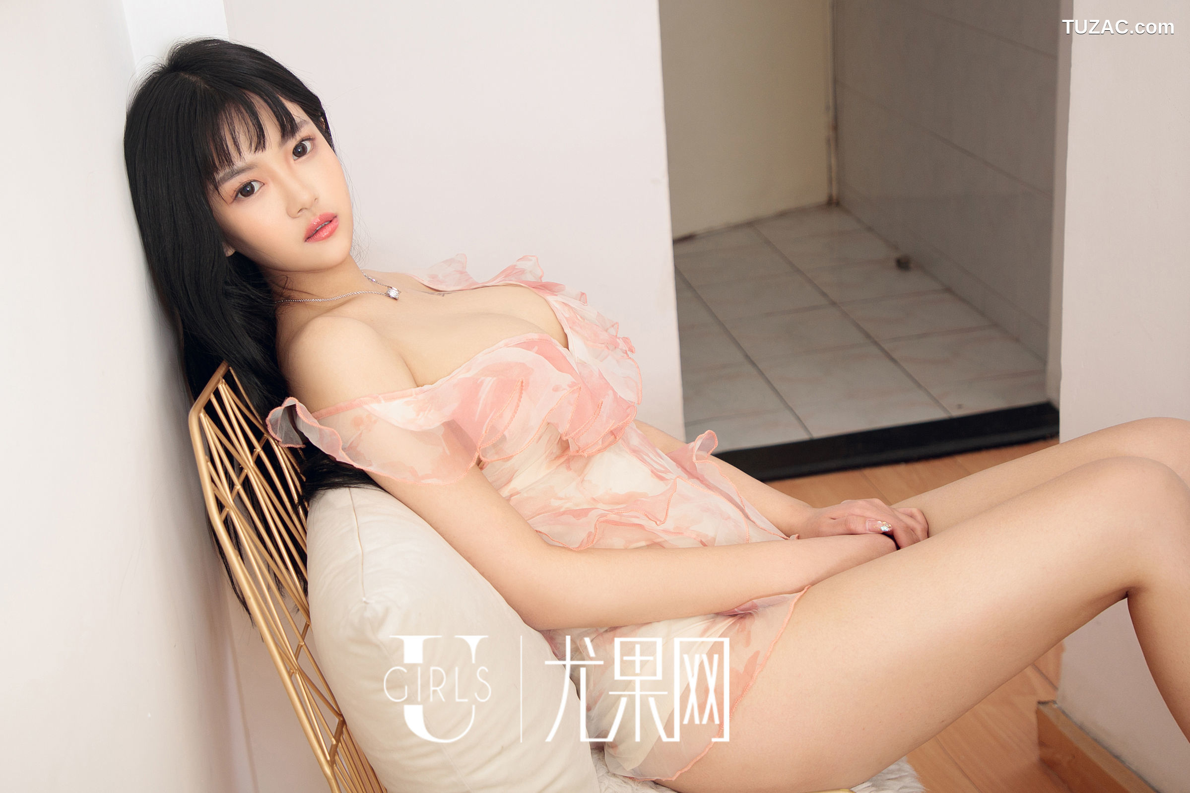 UGirls尤果网-U413-桃子-《害羞的诱惑》-2019.01.30