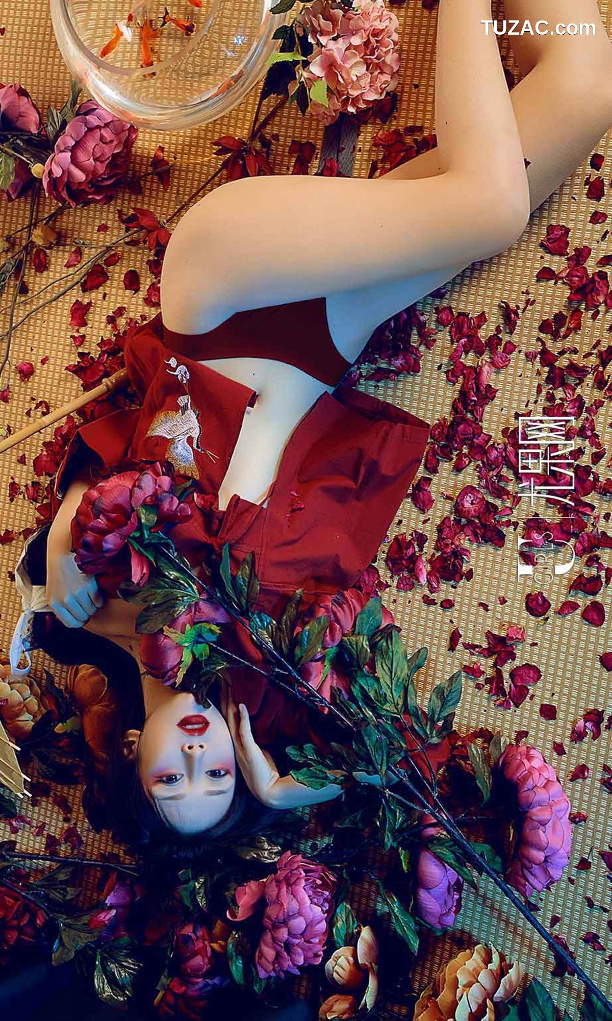 UGirlsApp尤果圈爱尤物-1366-豌豆公主-《姹紫嫣红》