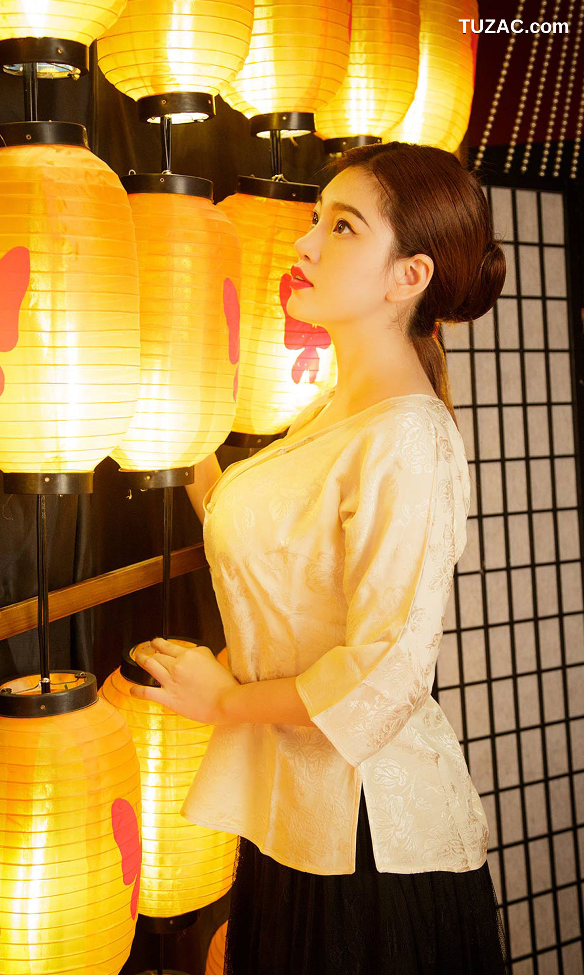 UGirlsApp尤果圈爱尤物-1577-孟十朵-刘邦妮-《赏心月慕》