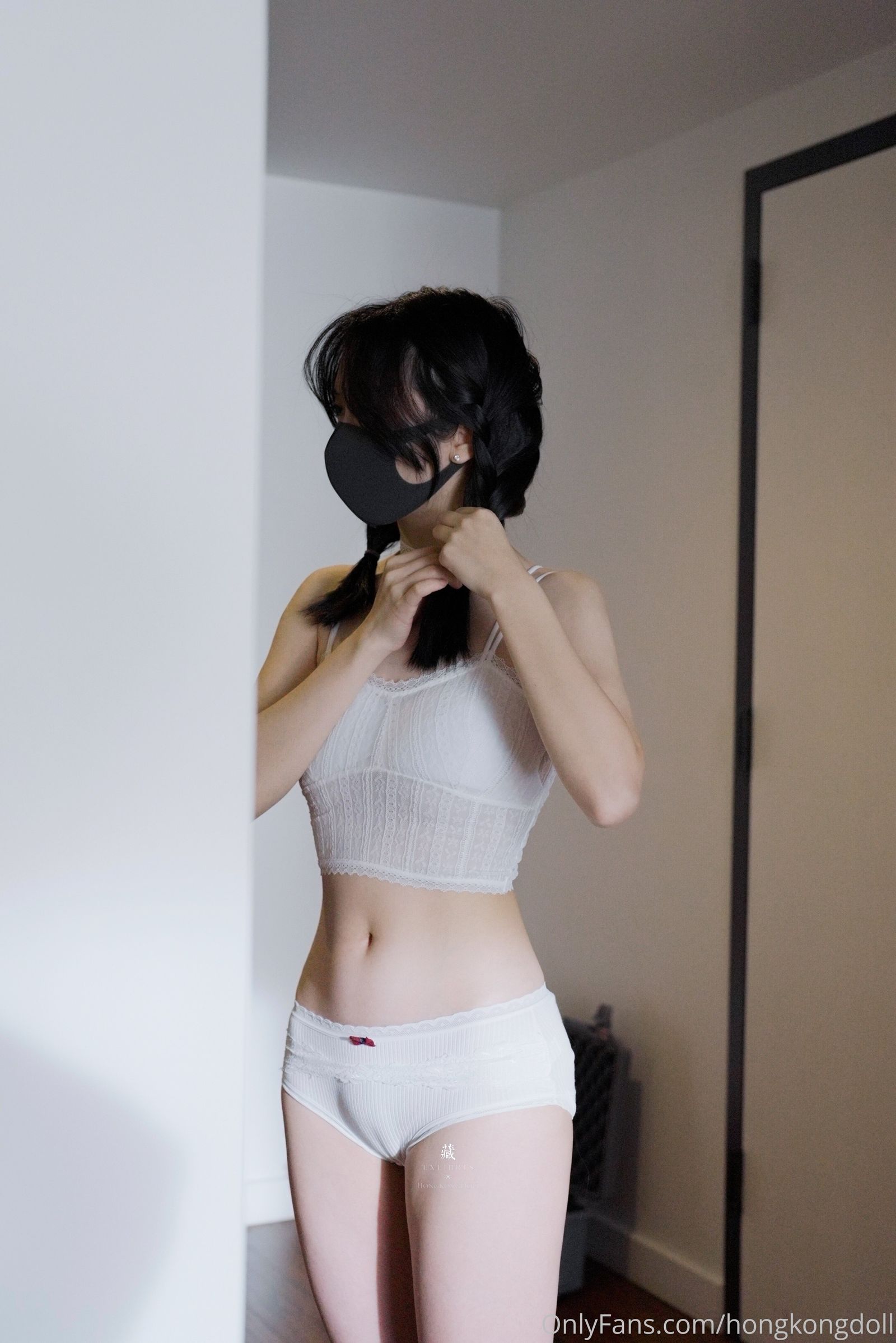 玩偶姐姐《套图5》 - 未分类人体摄影