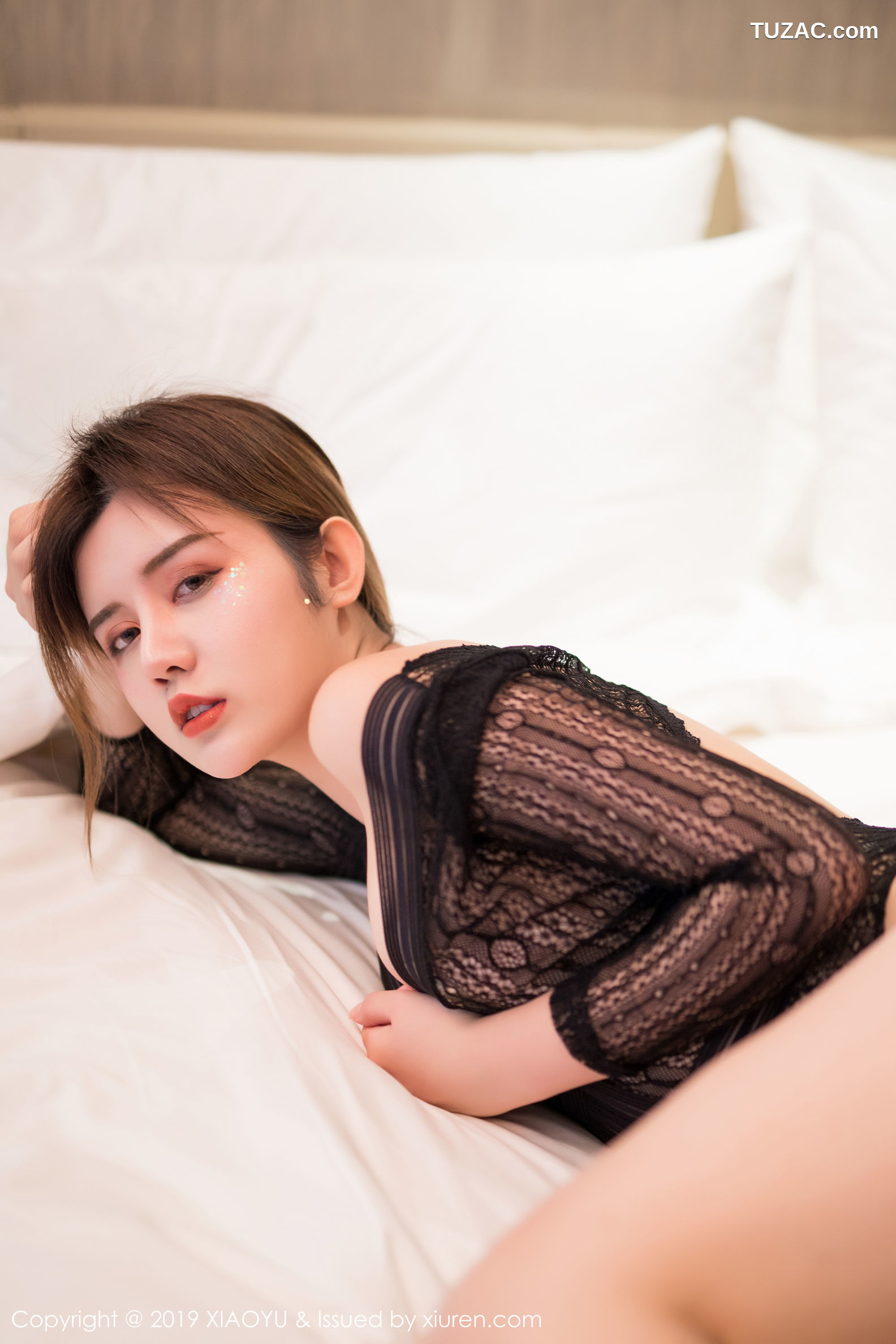 XiaoYu语画界-064-卓娅祺-《胸与浑圆的臀部际线》-2019.05.06