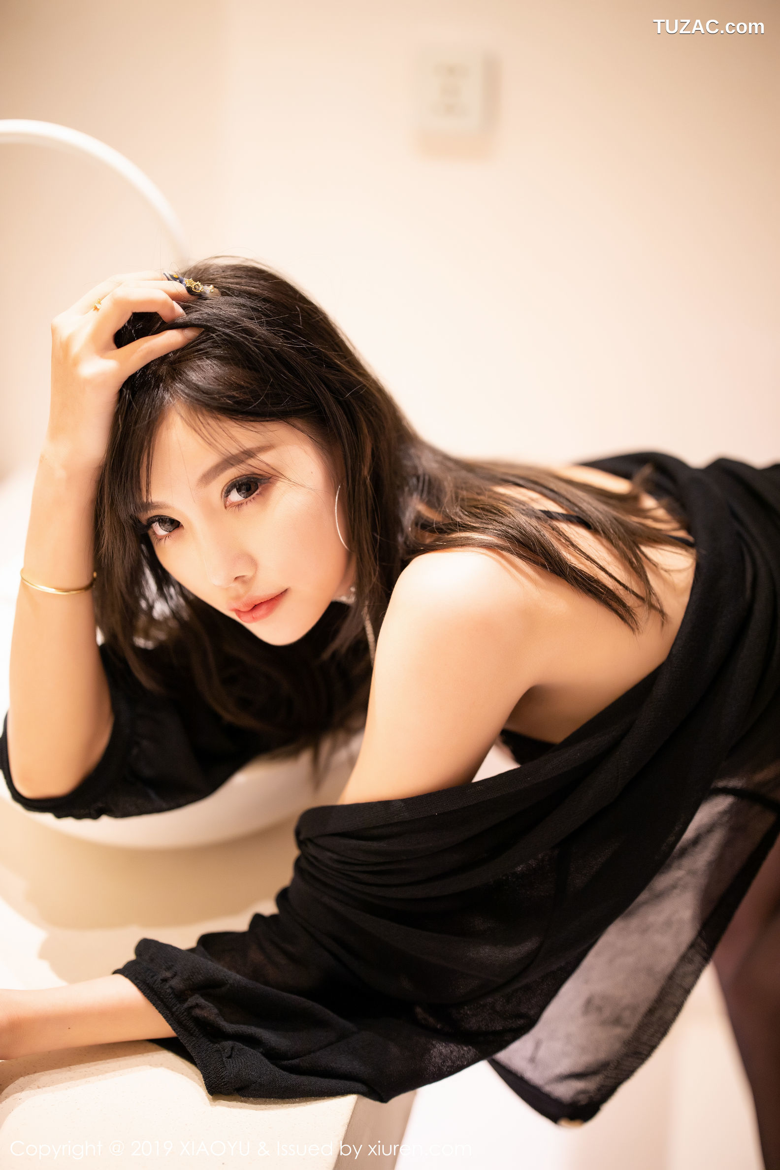 XiaoYu语画界-189-杨晨晨-《媚态的内衣-黑丝美腿魅惑》-2019.11.08