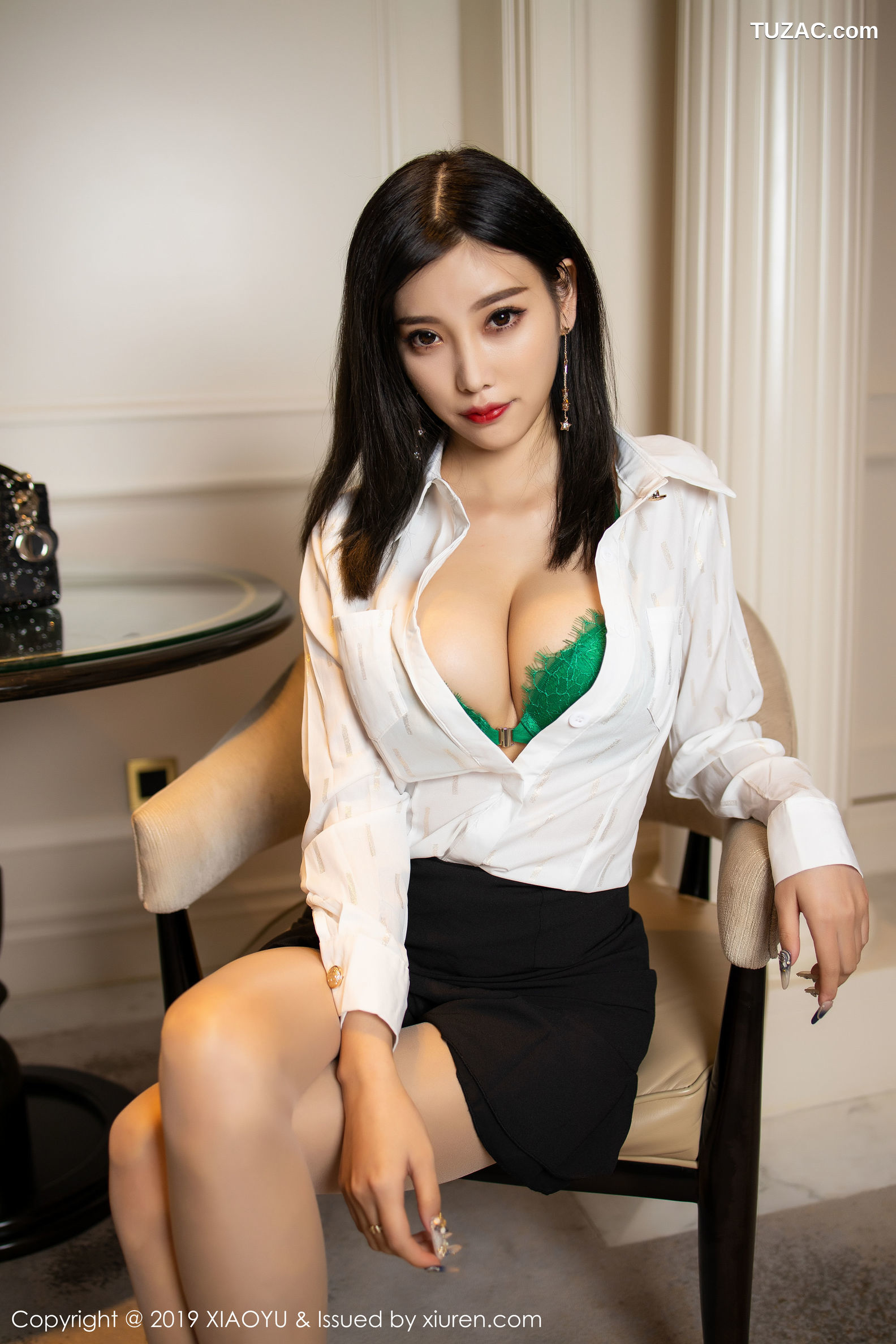 XiaoYu语画界-224-杨晨晨-《极致丝袜玉足》-2019.12.27