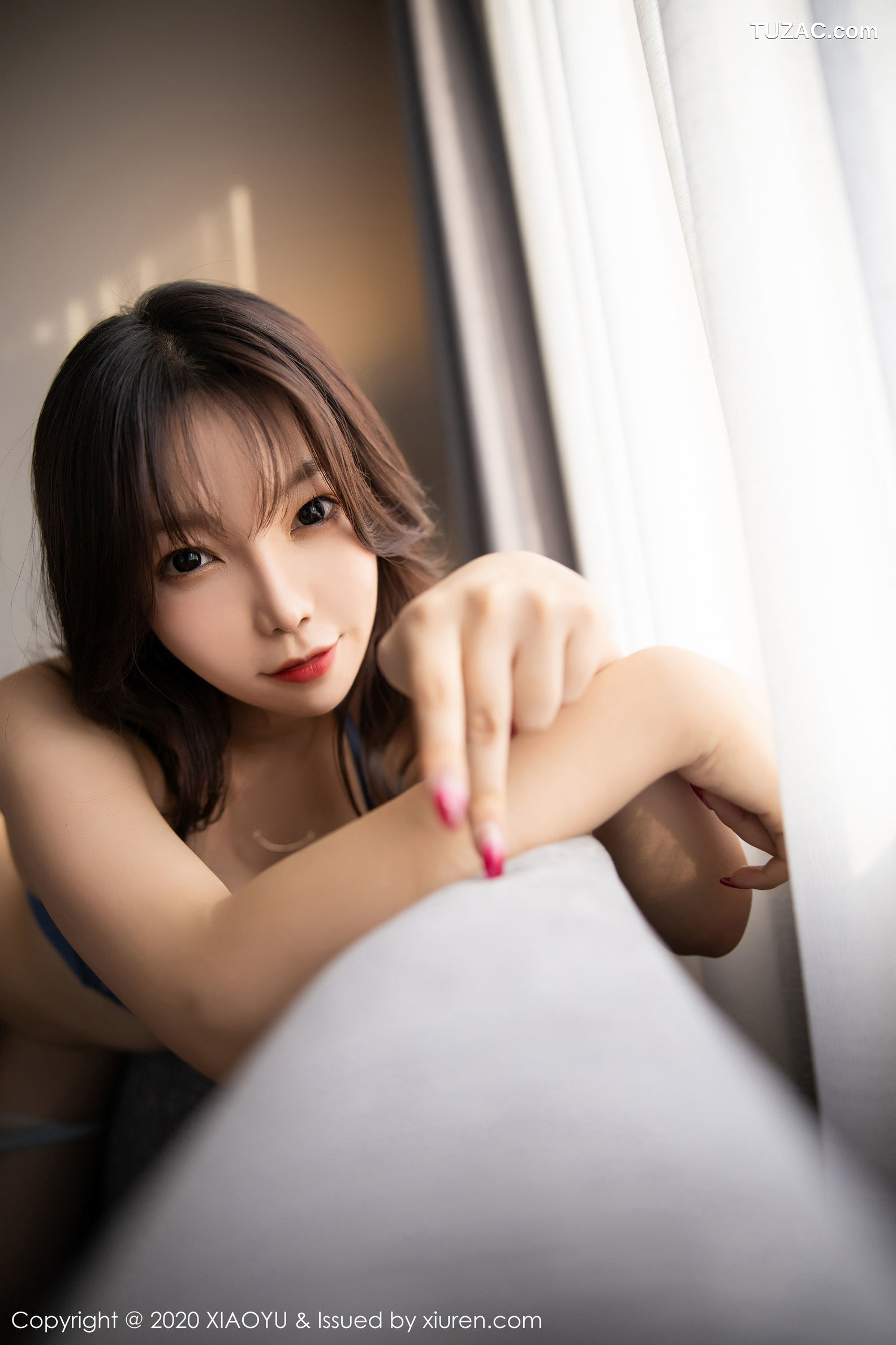 XiaoYu语画界-275-芝芝-《古典韵味旗袍丝袜美腿翘臀》-2020.03.25