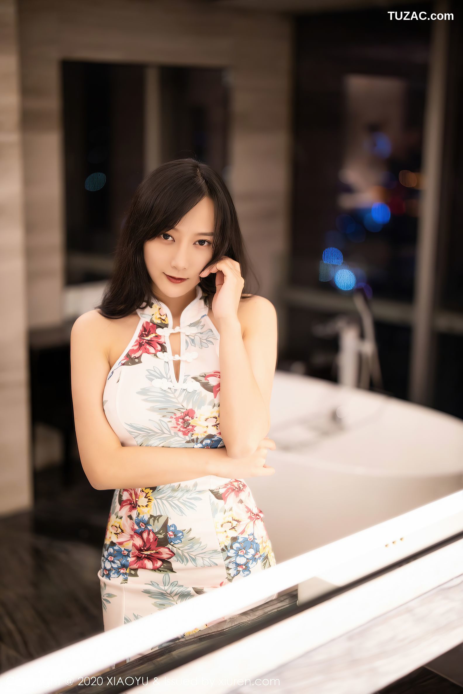 XiaoYu语画界-366-何嘉颖-《性感朦胧肉丝美腿系列》-2020.09.09