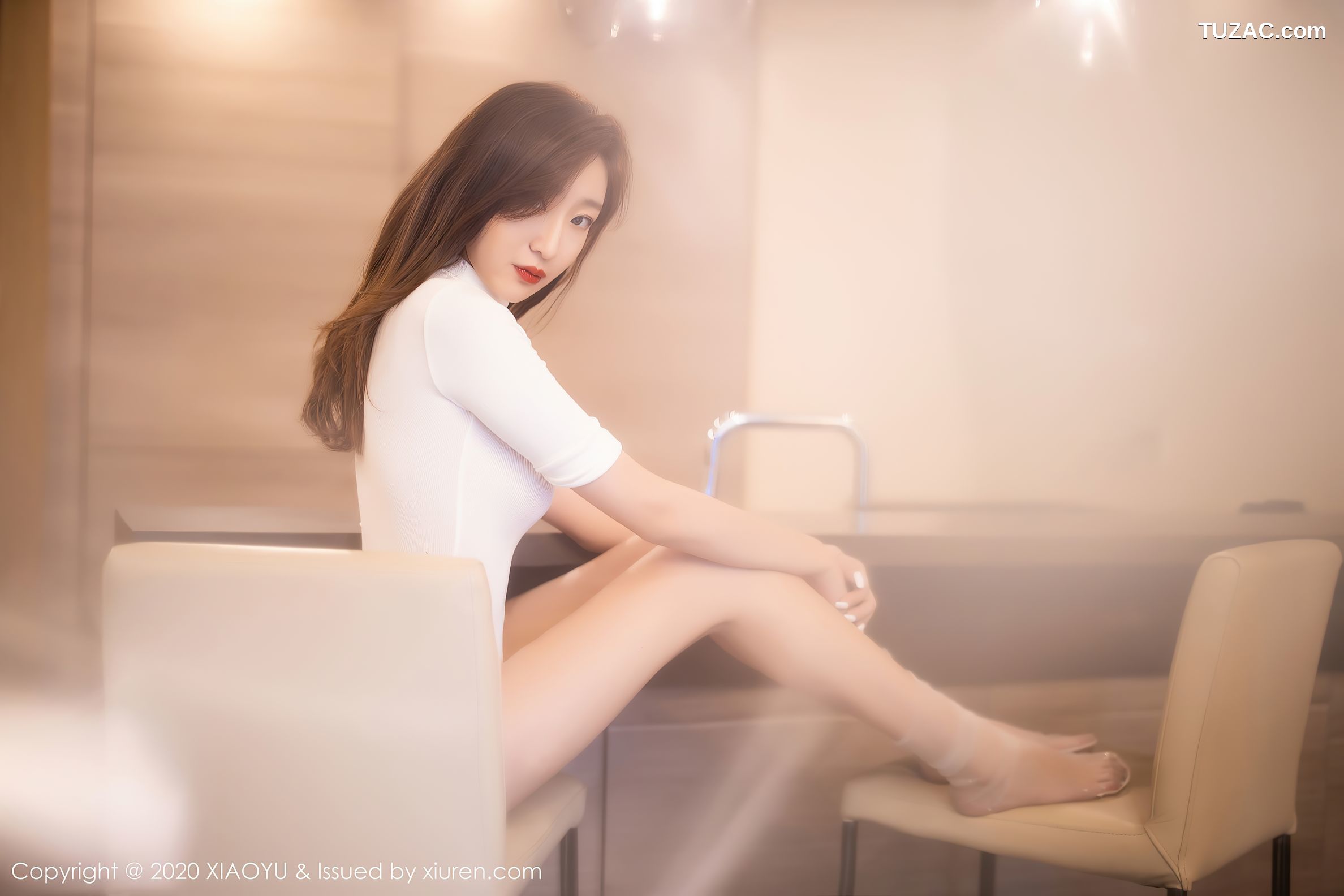 XiaoYu语画界-389-安琪Yee-《白色连体衣包裹曼妙有致娇躯》-2020.10.19