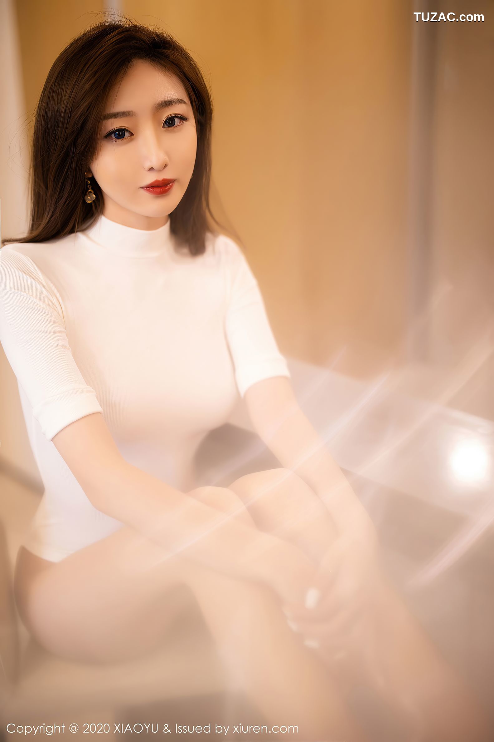XiaoYu语画界-389-安琪Yee-《白色连体衣包裹曼妙有致娇躯》-2020.10.19