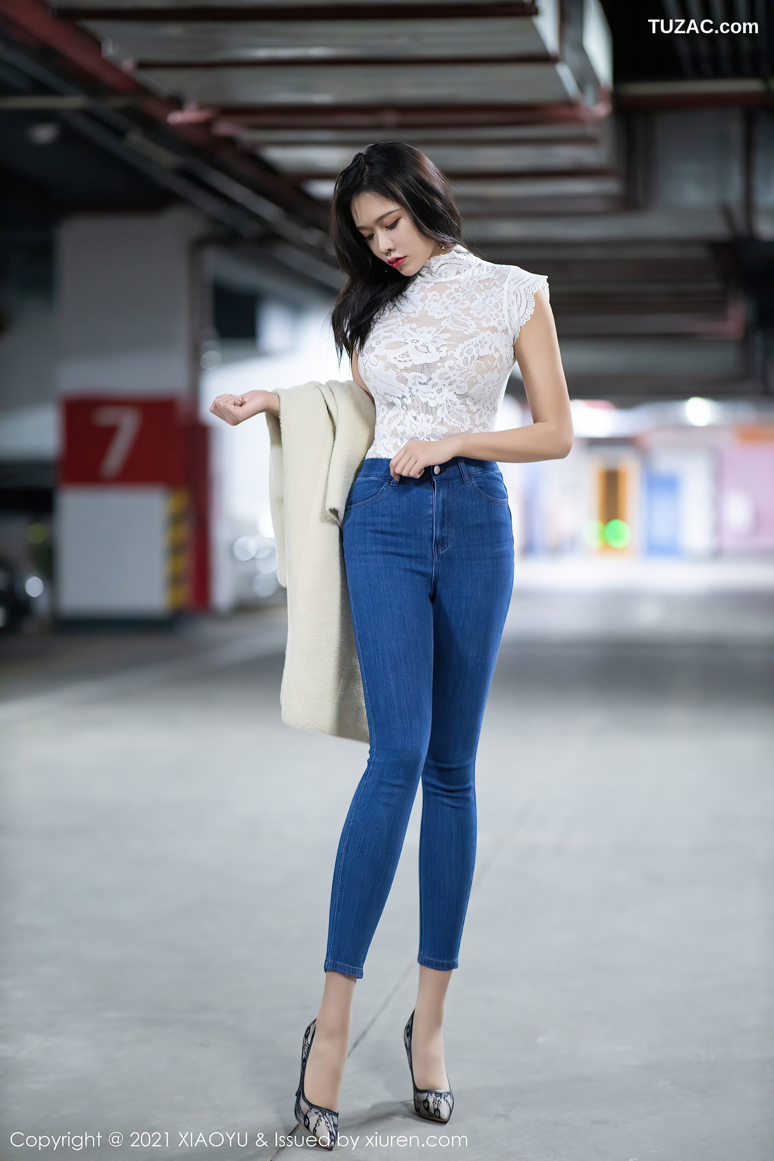 XiaoYu语画界-504-娜比-时尚灵动车拍主题白色高叉连体衣-2021.04.08