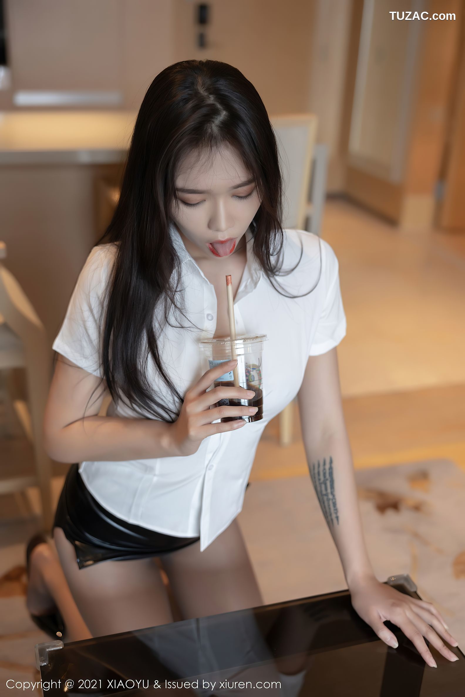 XiaoYu语画界-541-娜比-白衬衣黑短裙黑丝裤袜-2021.06.02