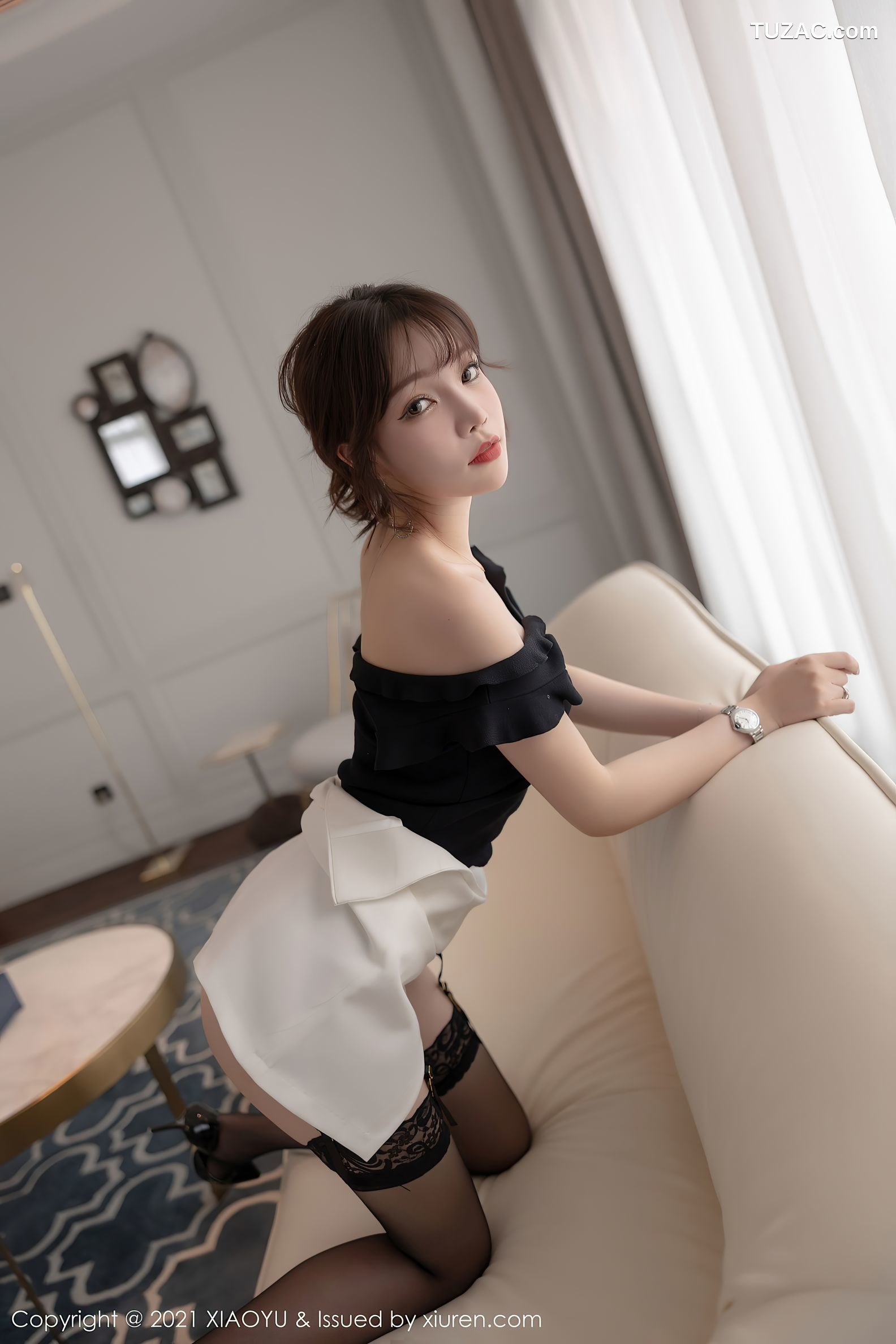 XiaoYu语画界-551-芝芝-性感内衣黑色蕾丝吊带袜-2021.06.17