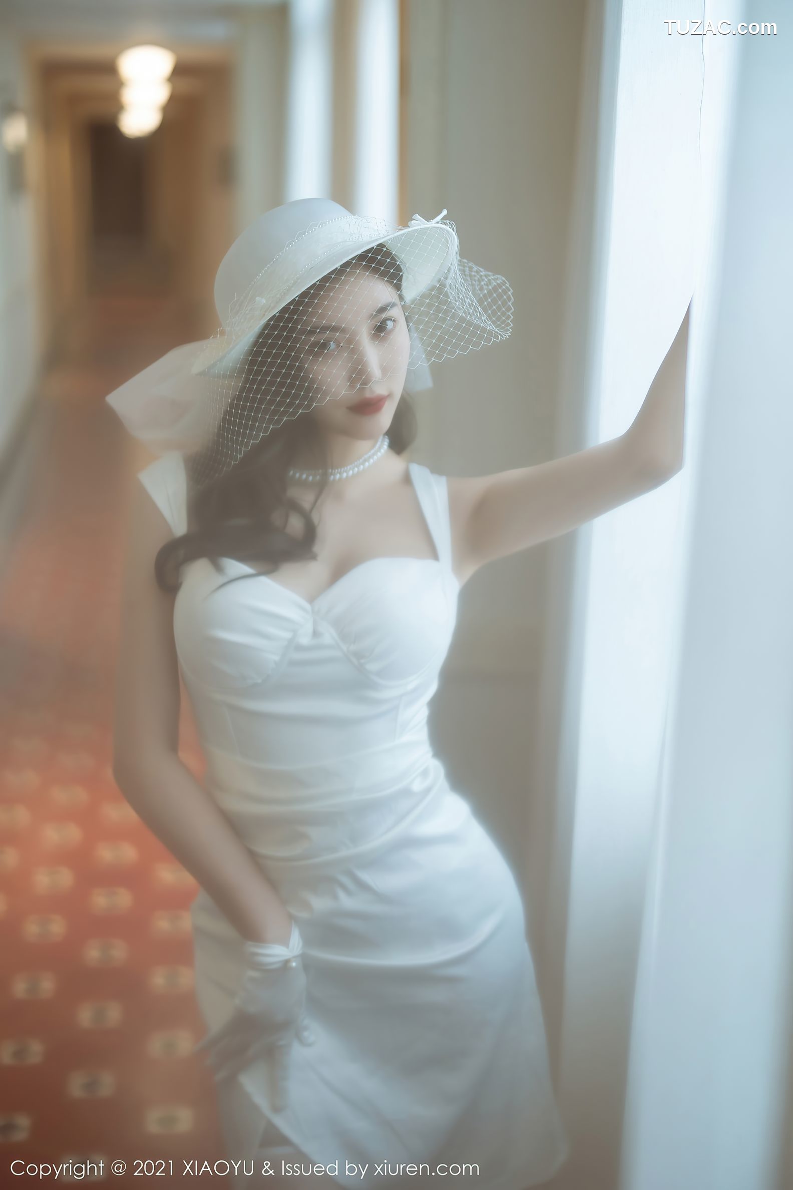 XiaoYu语画界-587-杨晨晨-白月光与朱砂痣主题蕾丝吊带袜-2021.08.06